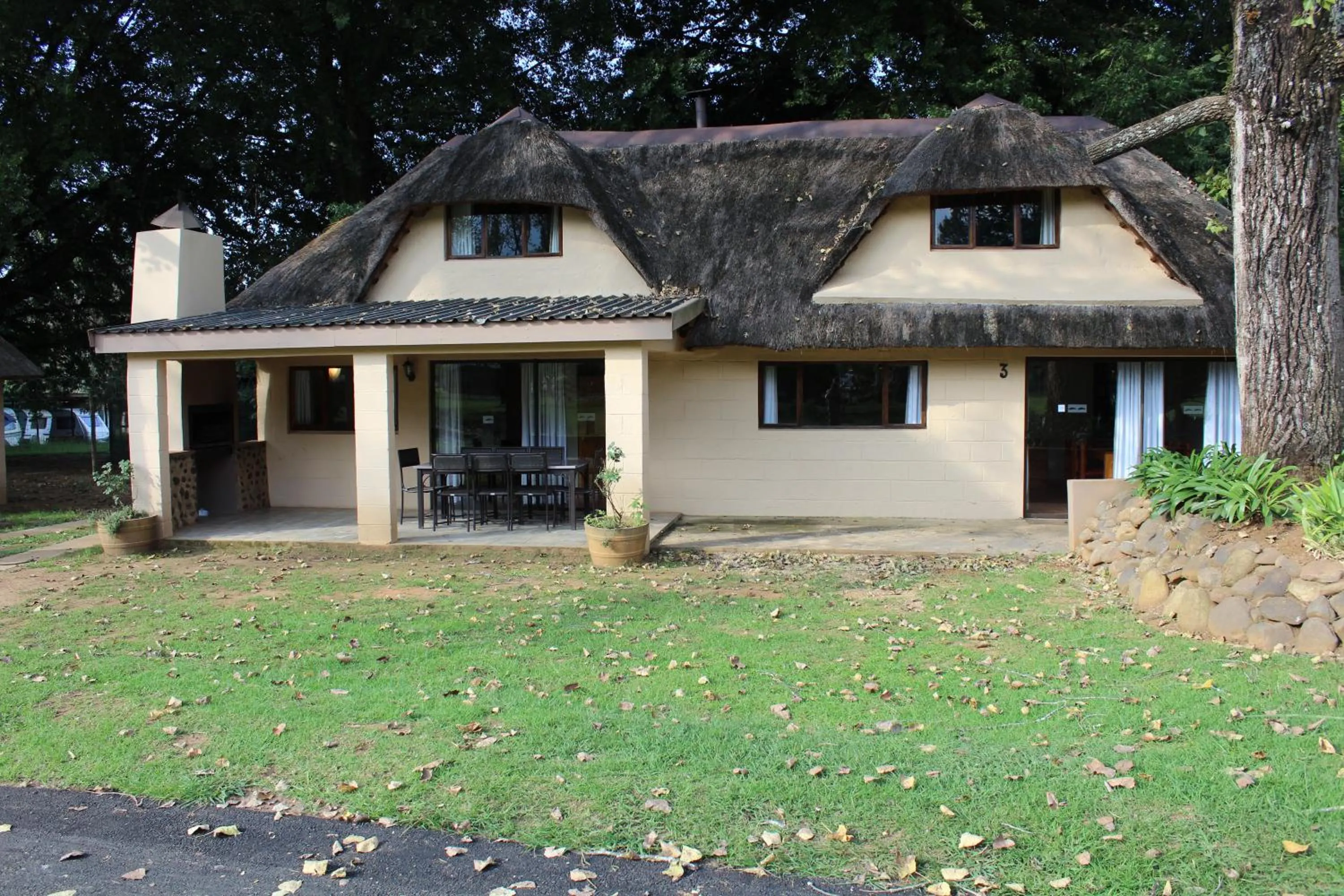 Photo of the whole room in Dragon Peaks Mountain Resort