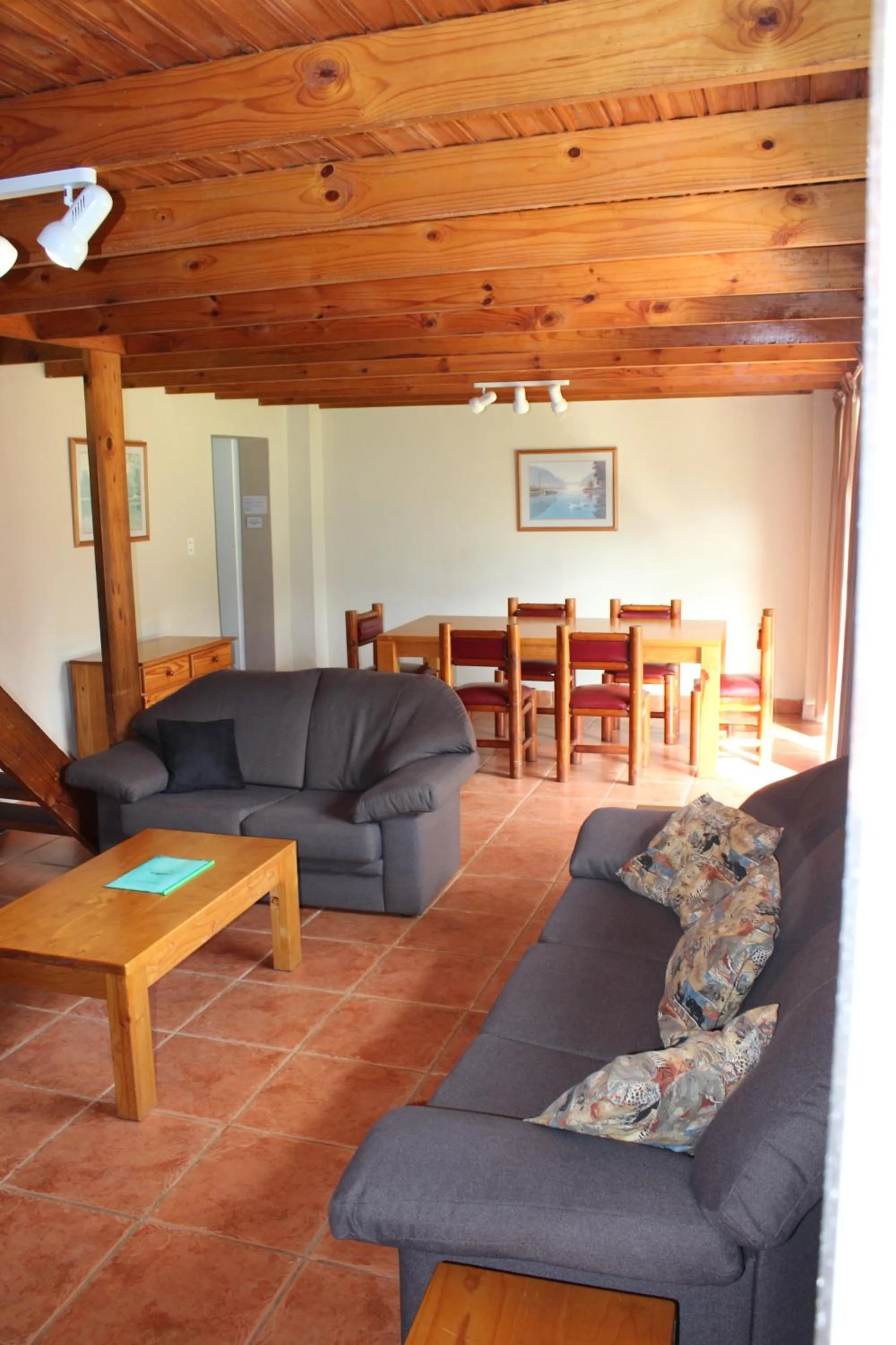 Living room in Dragon Peaks Mountain Resort