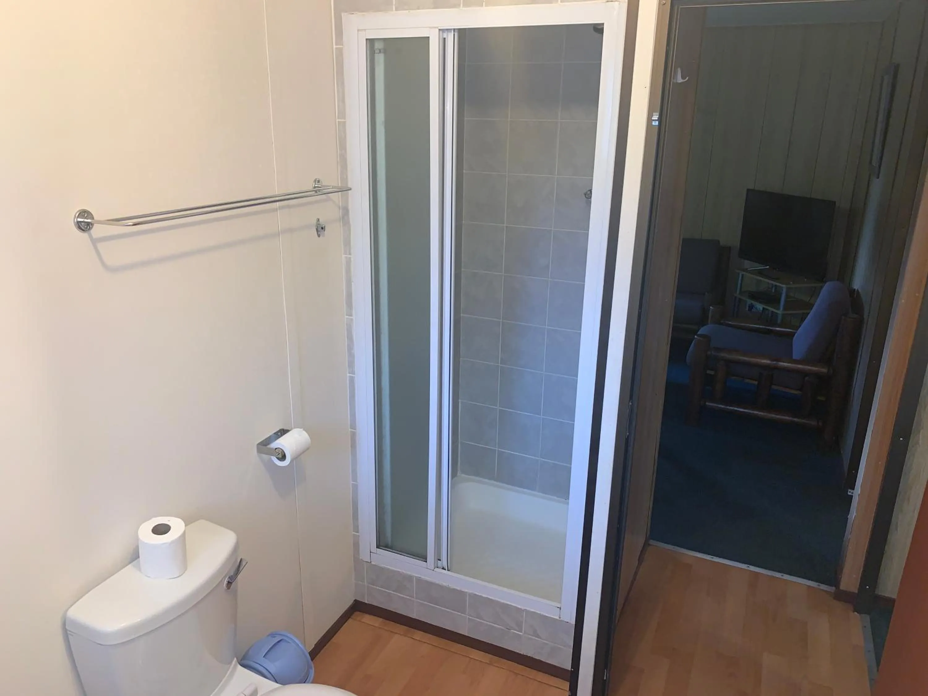 Shower in Dragon Peaks Mountain Resort