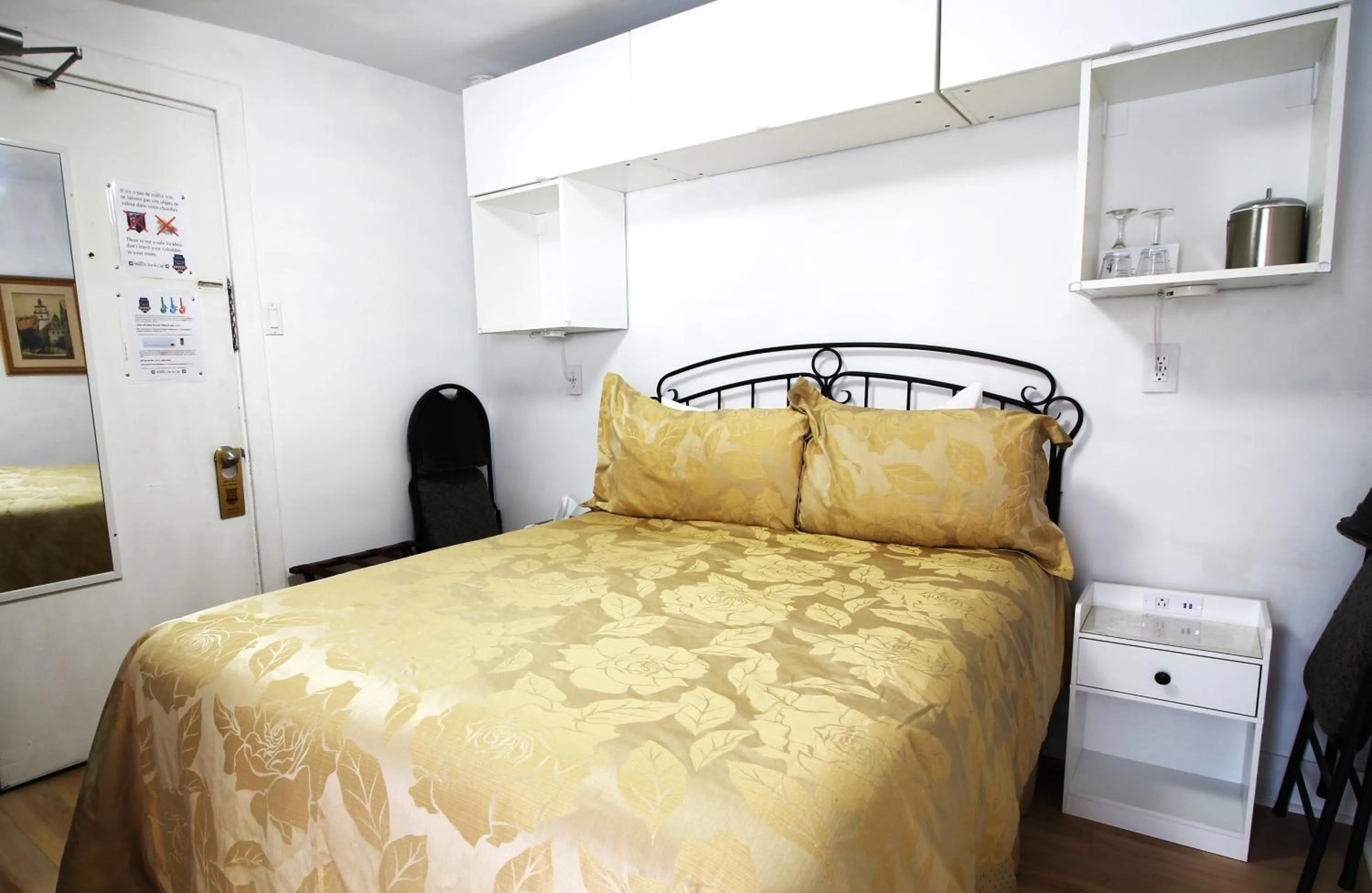 Bed in Manoir Sur le Cap