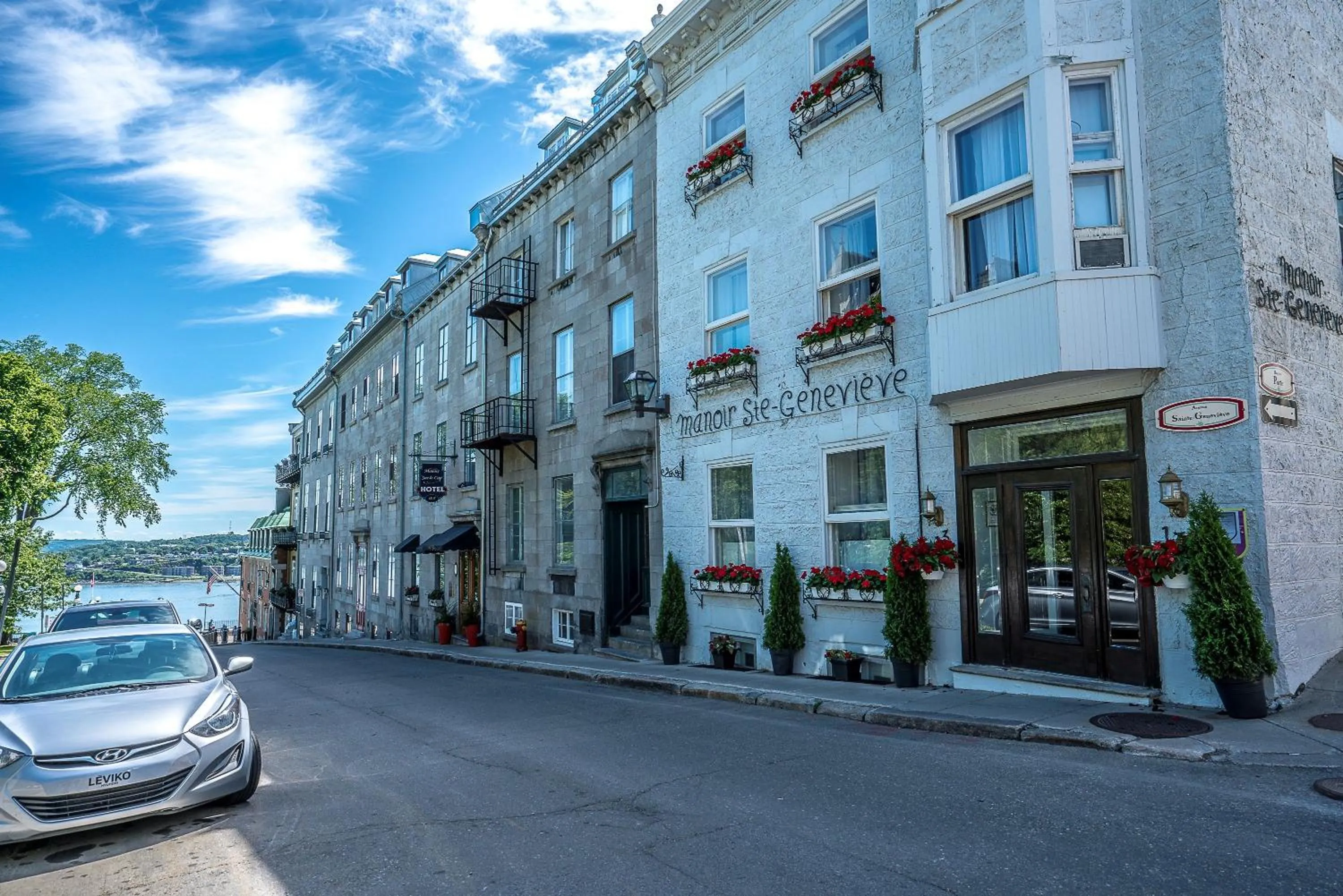 Facade/entrance in Manoir Sur le Cap