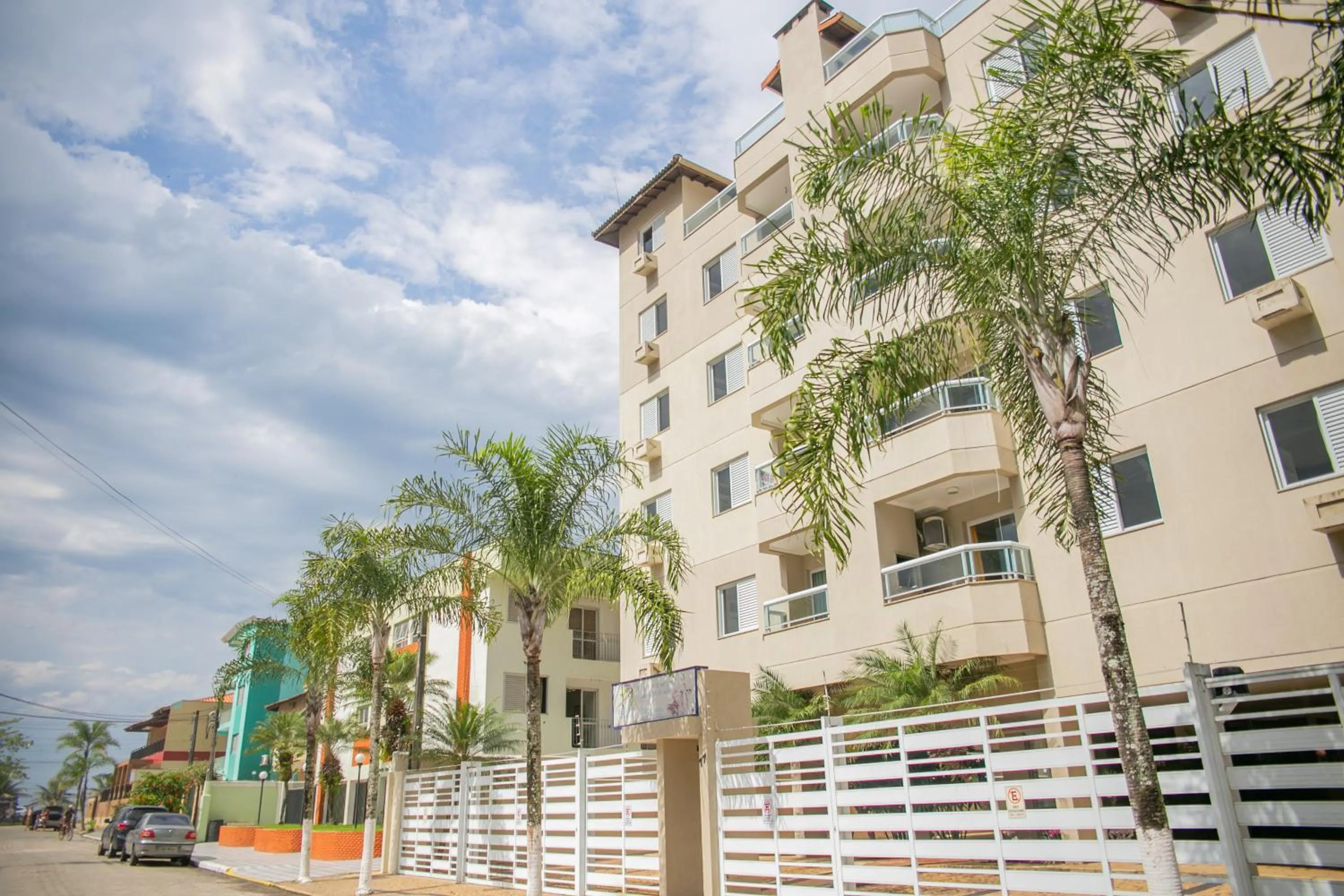 Property building in Paramar Praia Grande