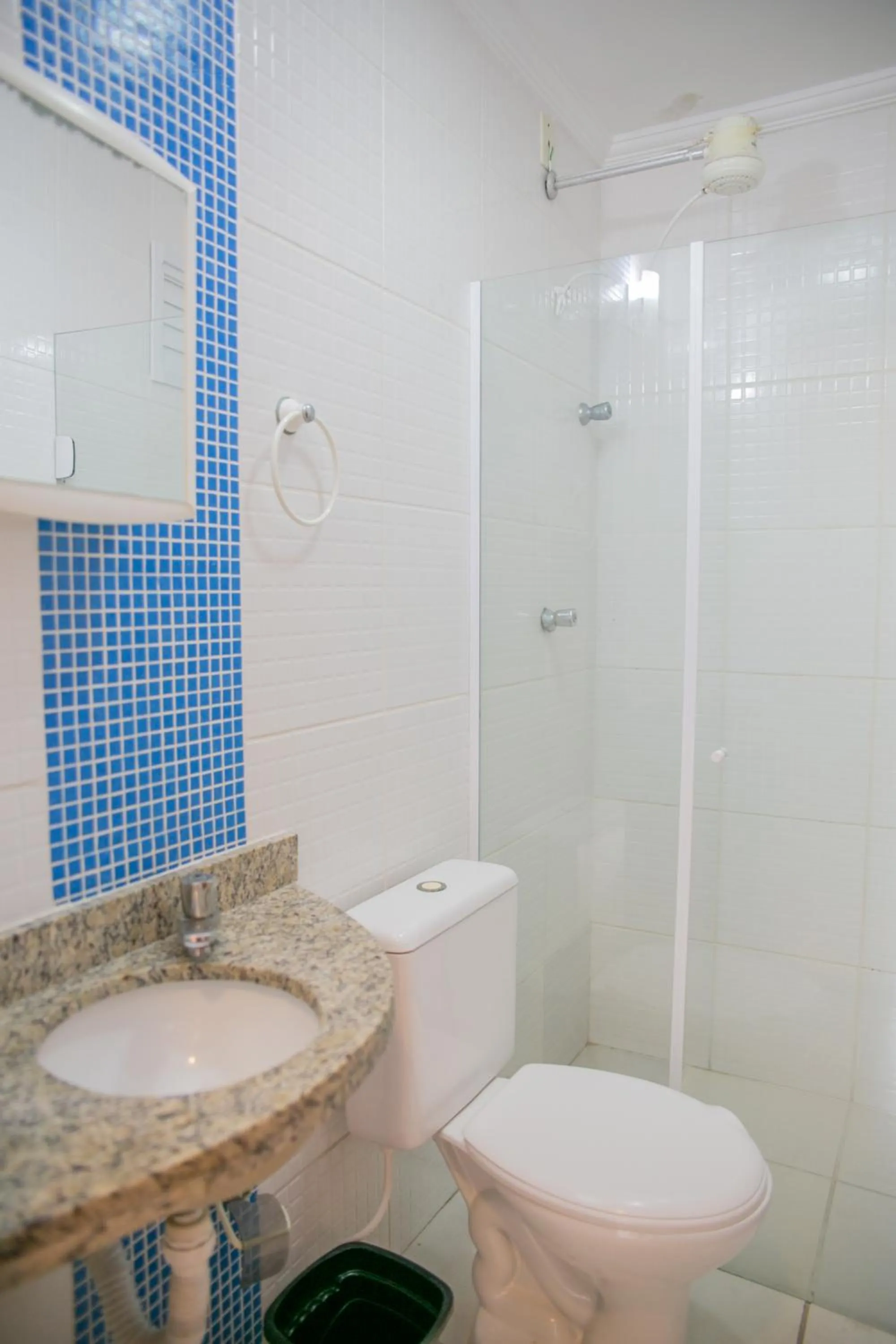 Bathroom in Paramar Praia Grande