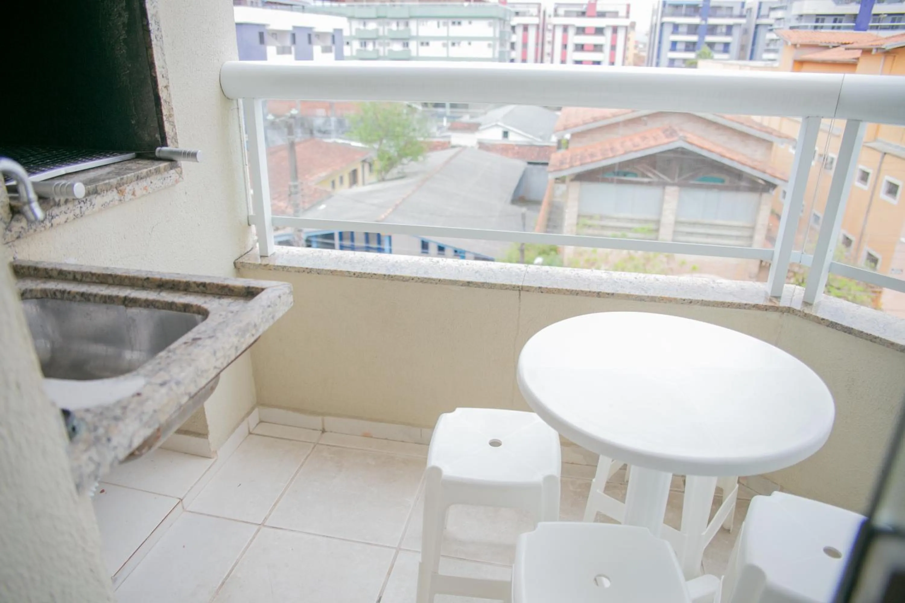 BBQ facilities in Paramar Praia Grande