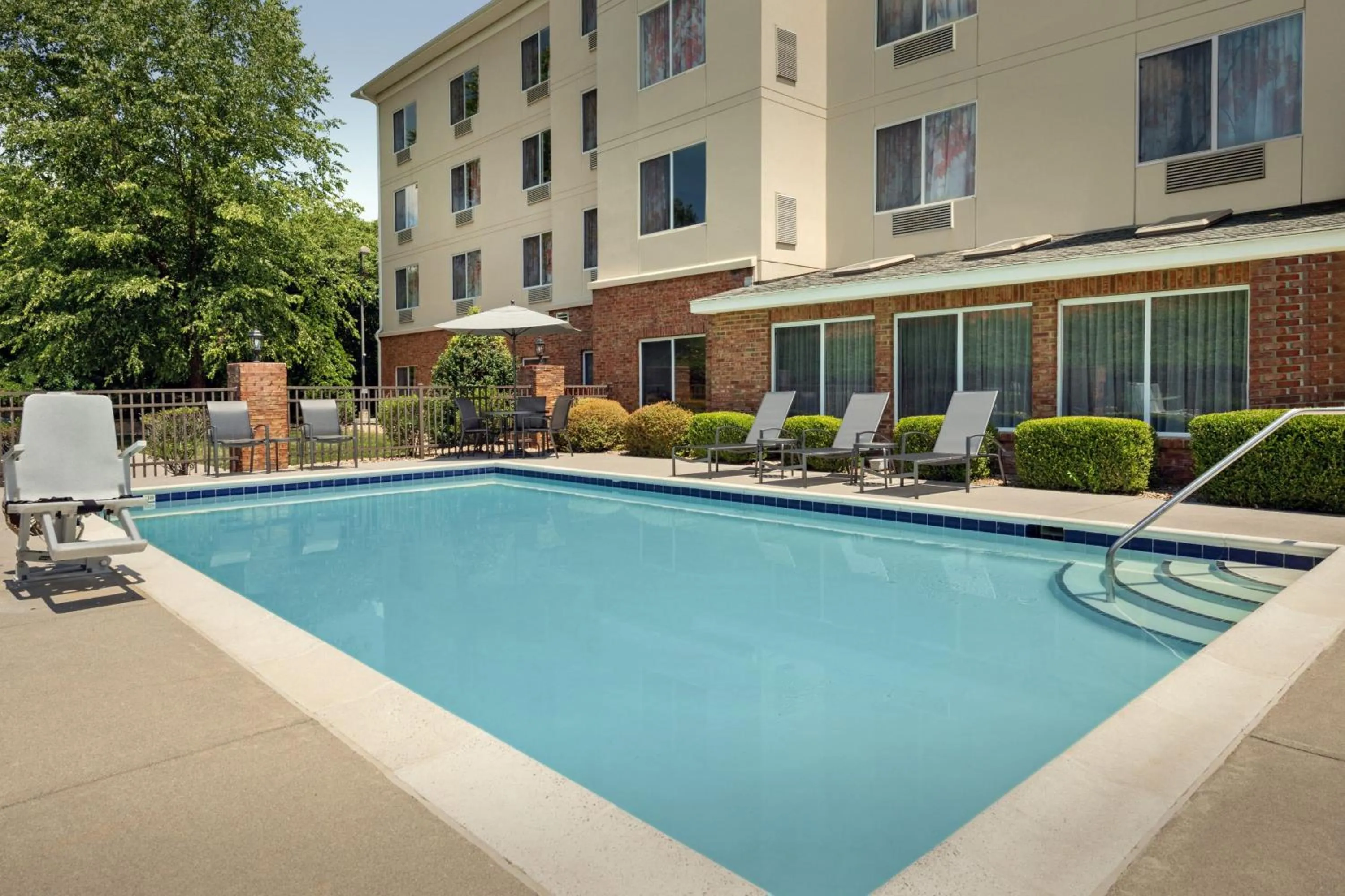 Swimming pool in Fairfield Inn & Suites Roanoke Hollins/I-81