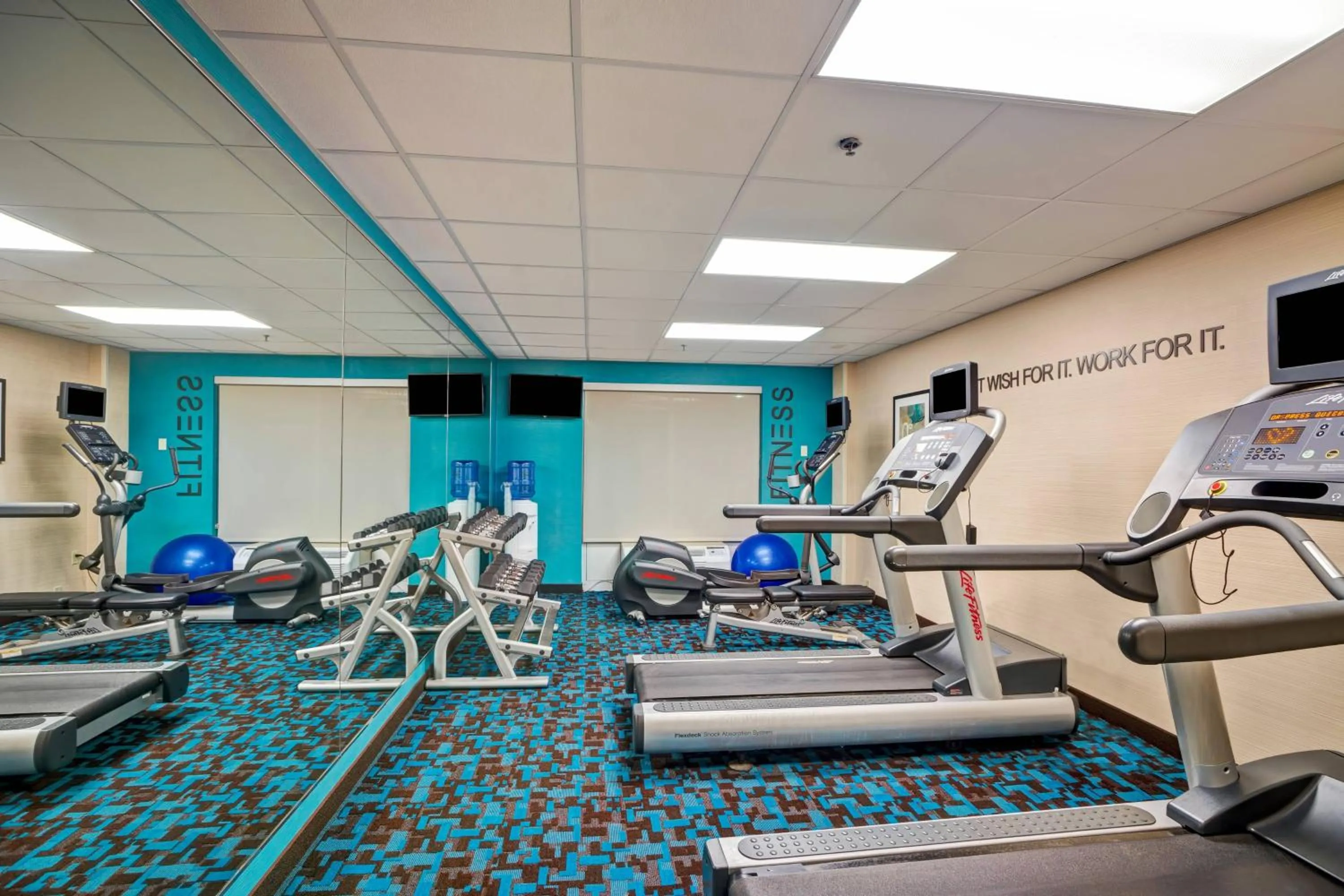 Fitness centre/facilities in Fairfield Inn & Suites Christiansburg