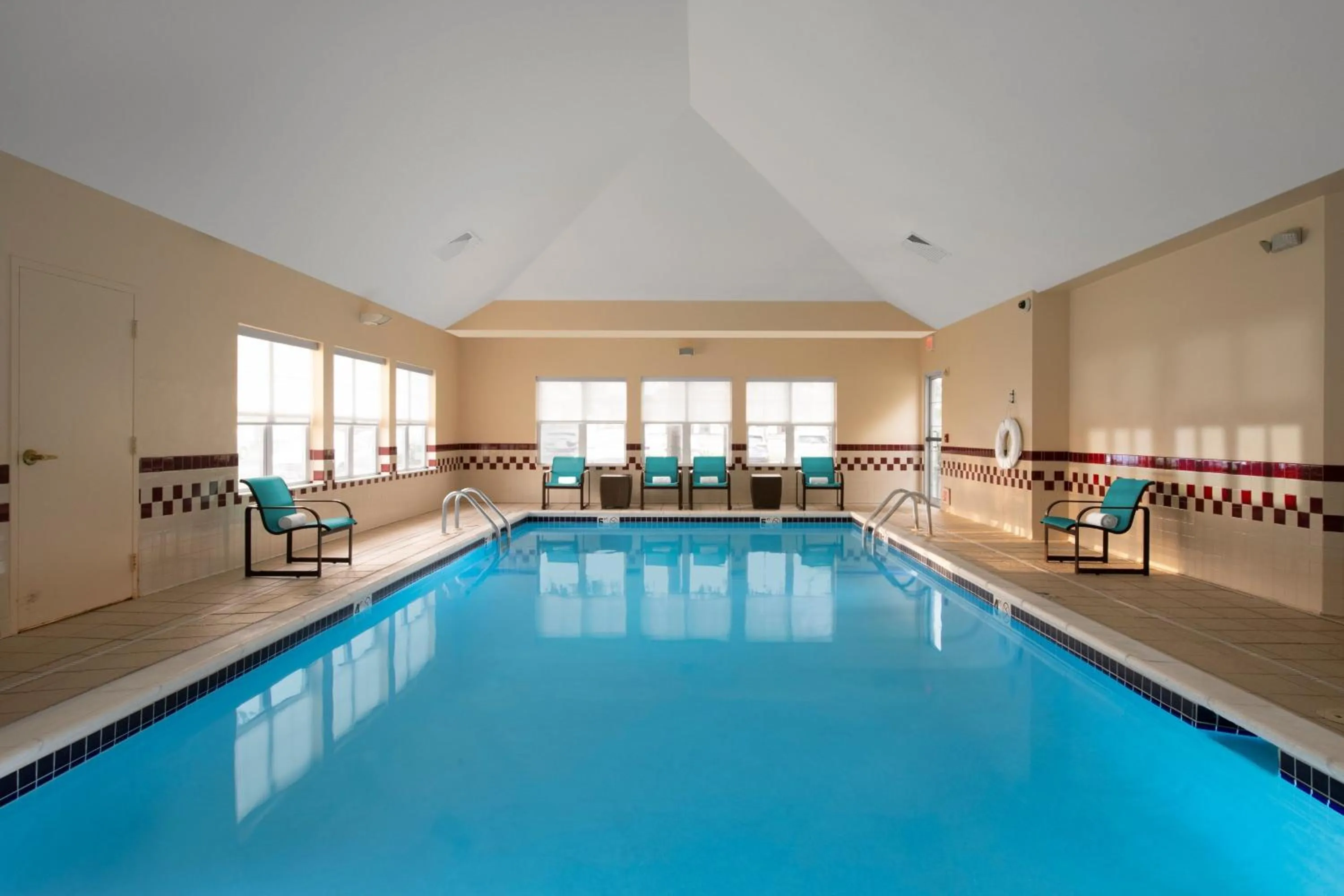 Pool view in Residence Inn by Marriott Rogers