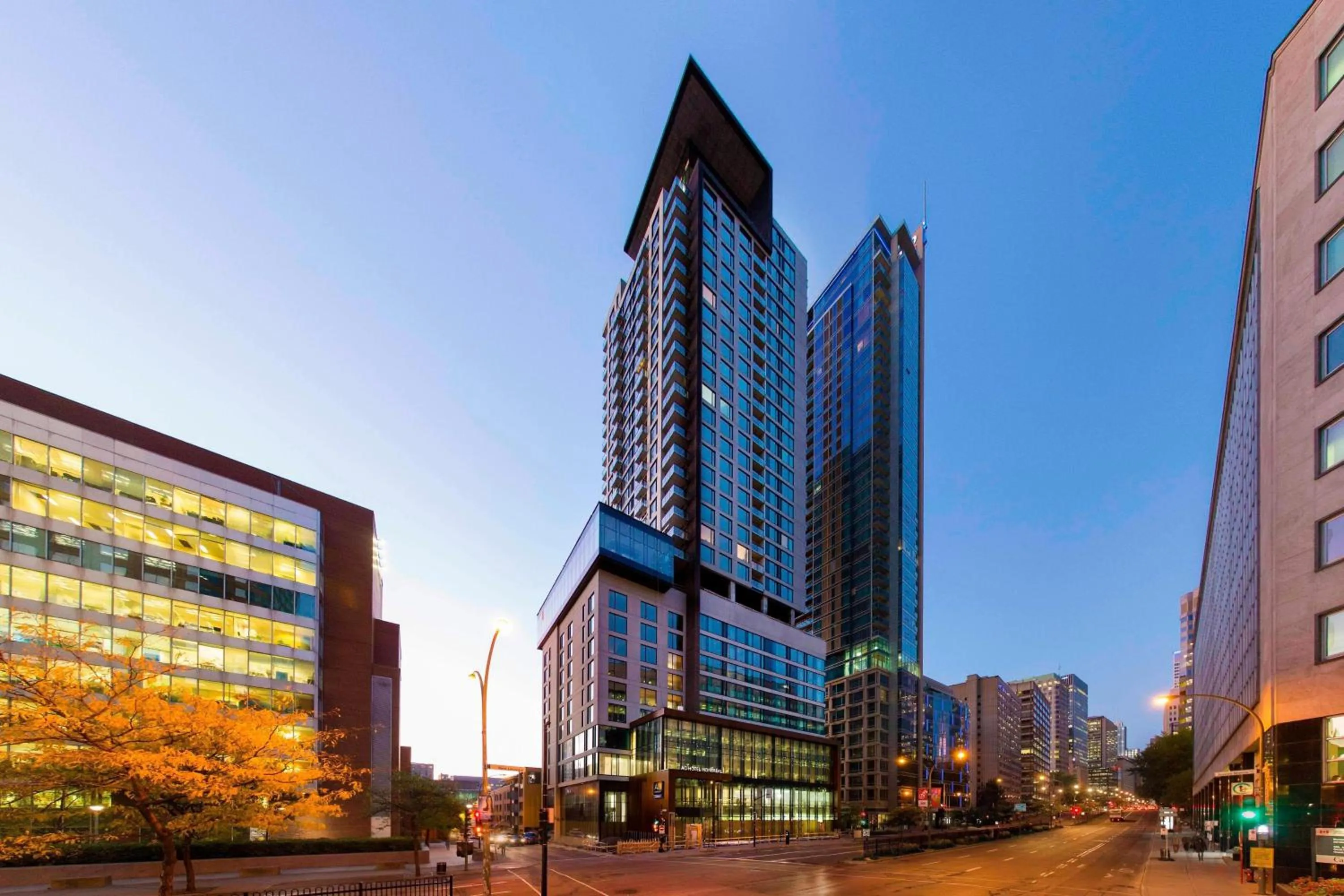 Property building in Hôtel AC Montréal Centre-ville