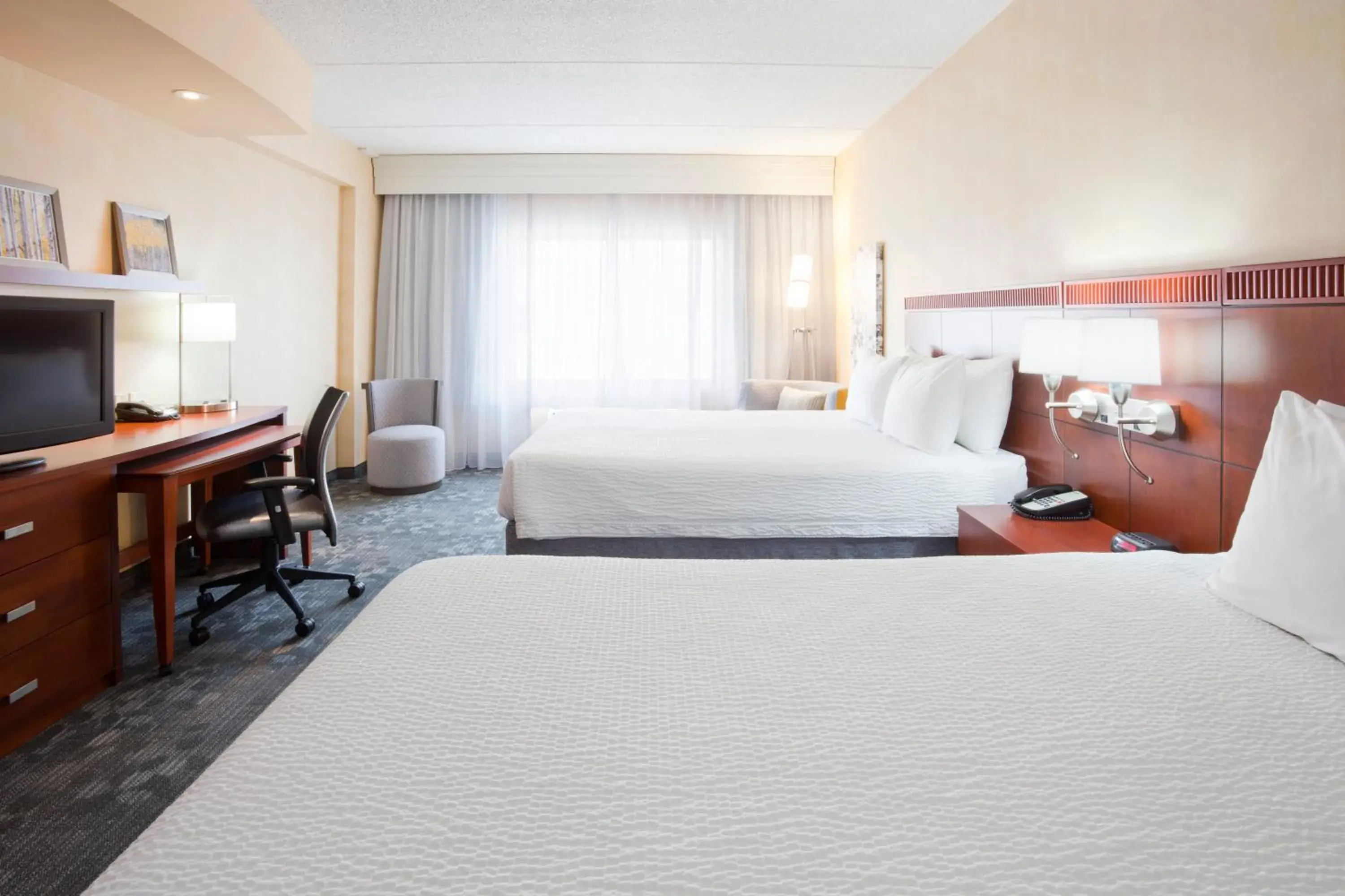 Queen Room with Two Queen Beds and Adapted Tub - Mobility and Hearing Accessible in Courtyard Rochester Mayo Clinic Area/Saint Marys Queen Room with Two Queen Beds and Adapted Tub - Mobility and Hearing Accessible in Courtyard Rochester Mayo Clinic Area/Saint Marys