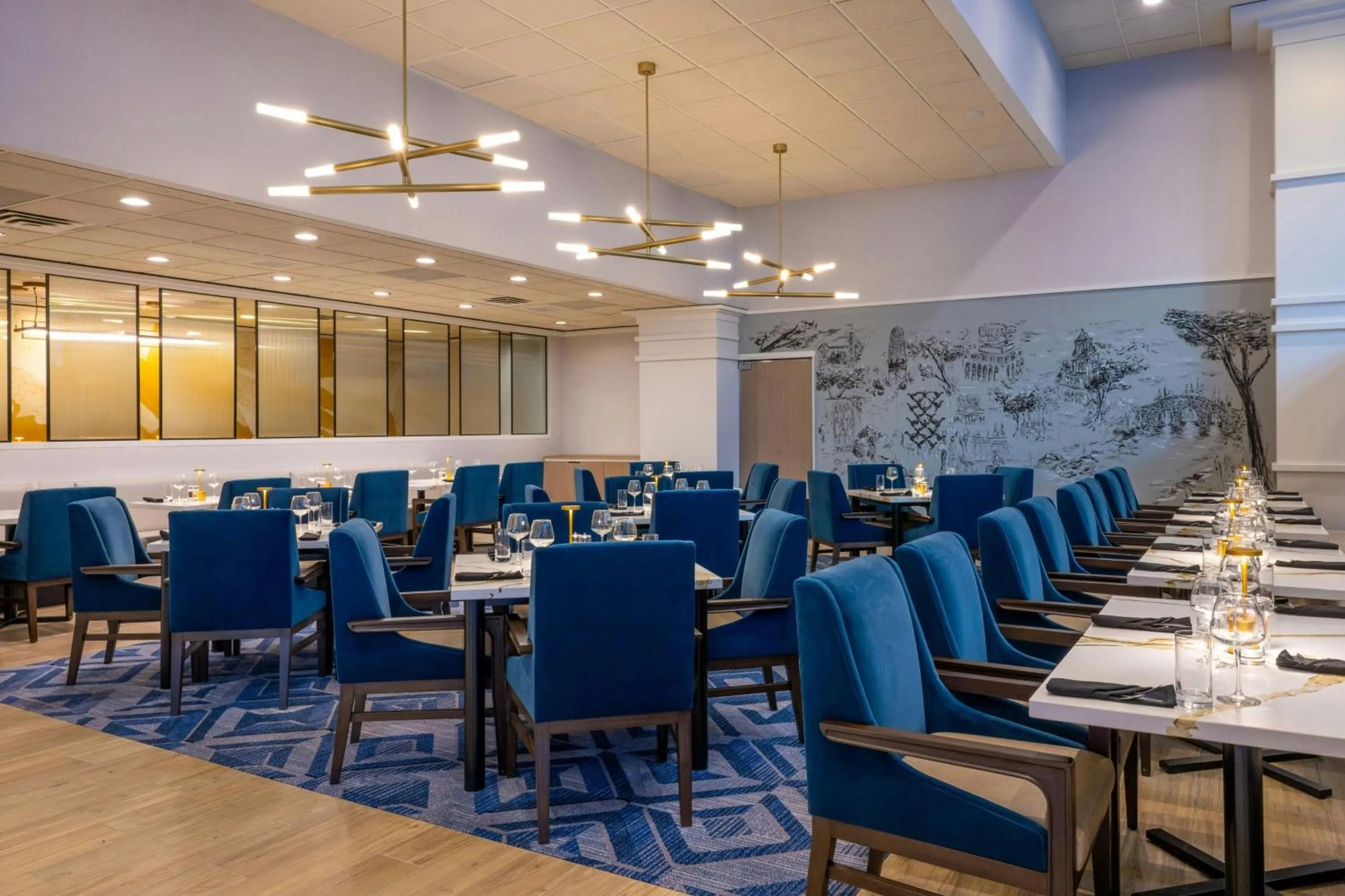 Kitchen or kitchenette in Rochester Marriott Mayo Clinic Area