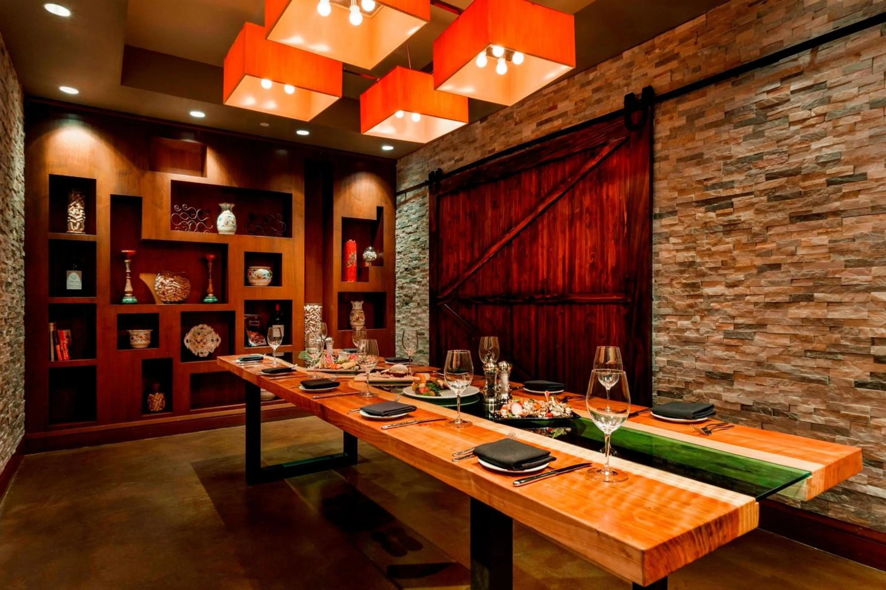 Restaurant/places to eat in Sacramento Marriott Rancho Cordova