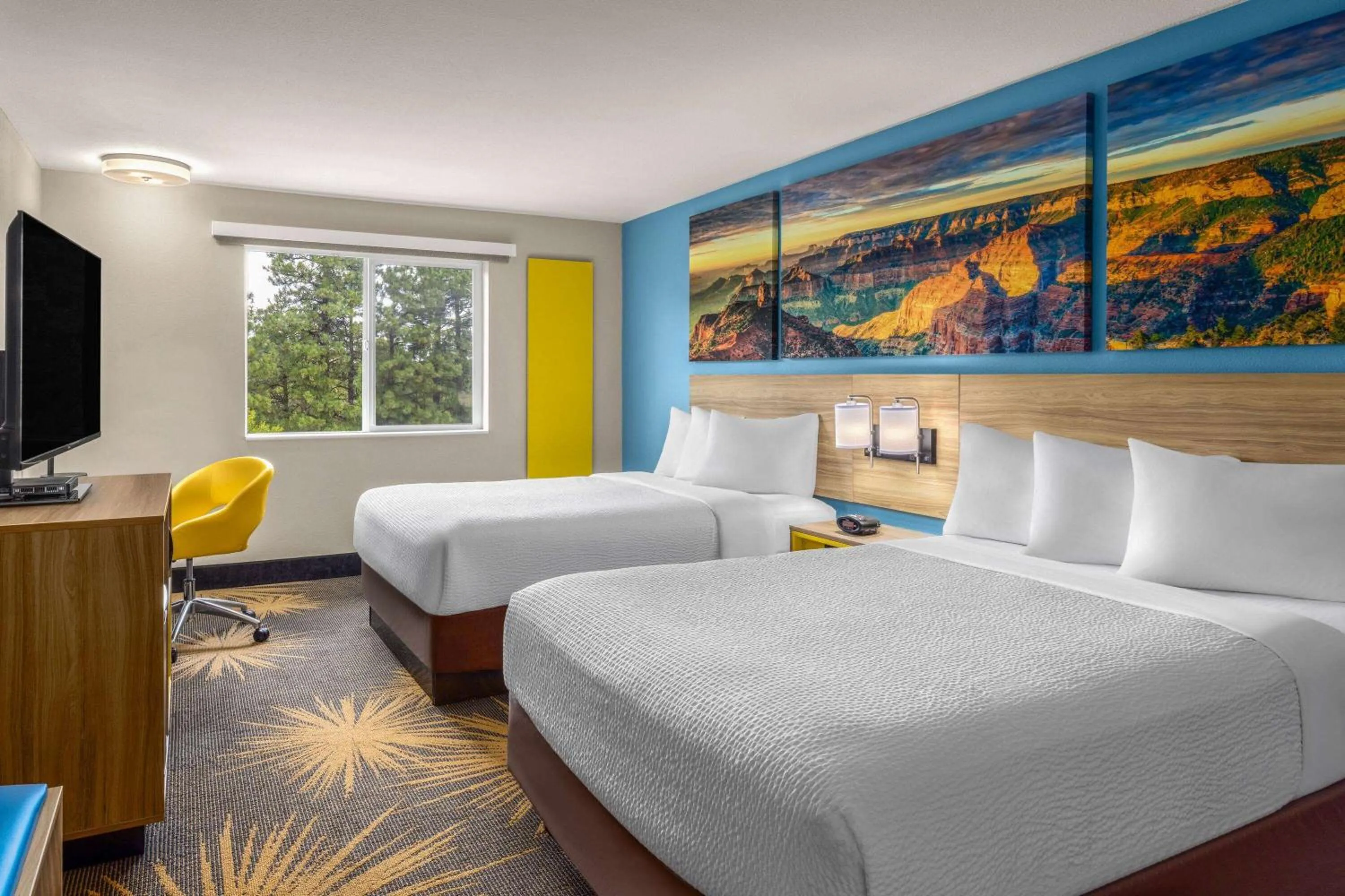 Photo of the whole room, Bed in Days Inn by Wyndham Williams