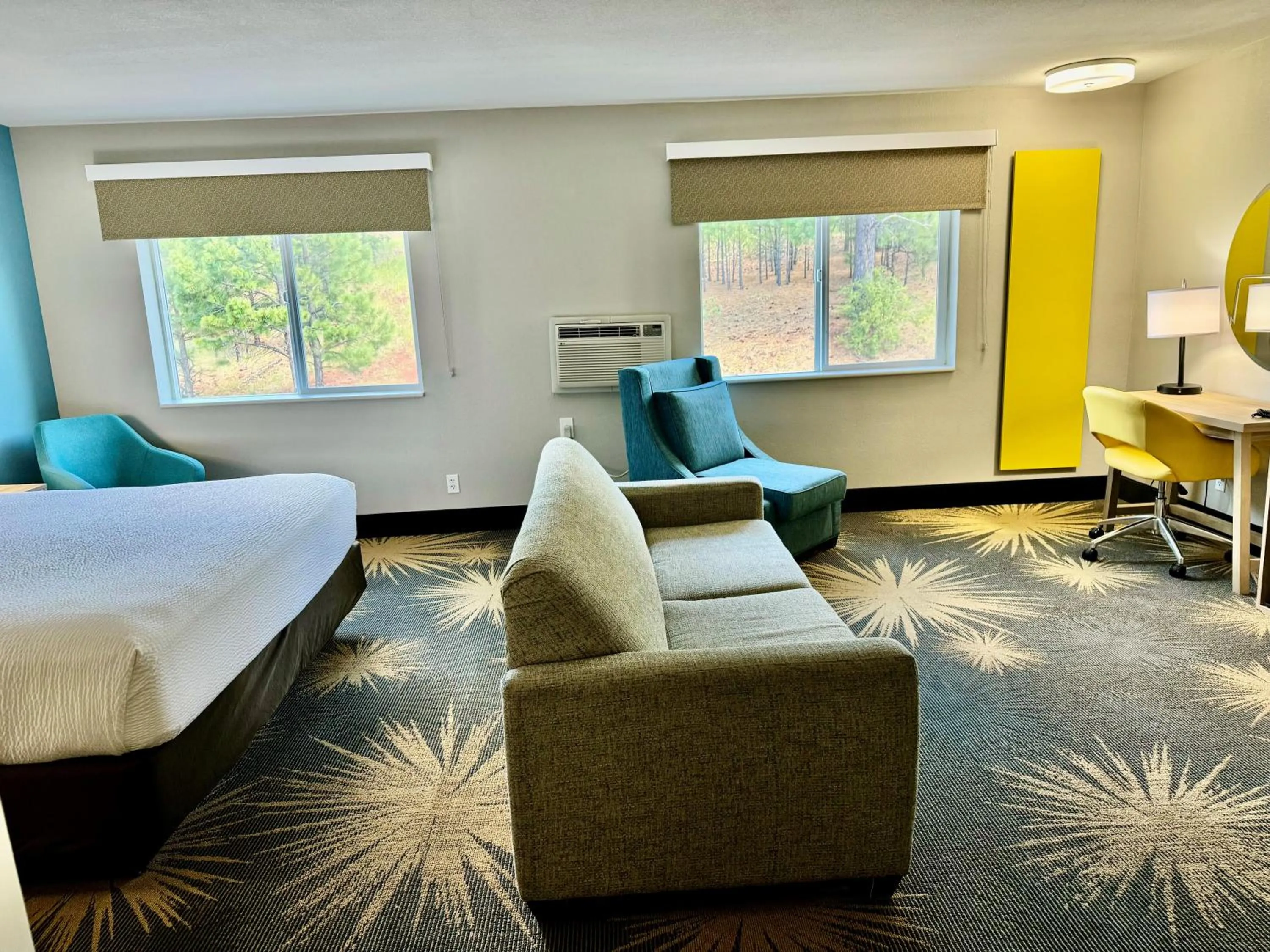 furniture, Bed in Days Inn by Wyndham Williams