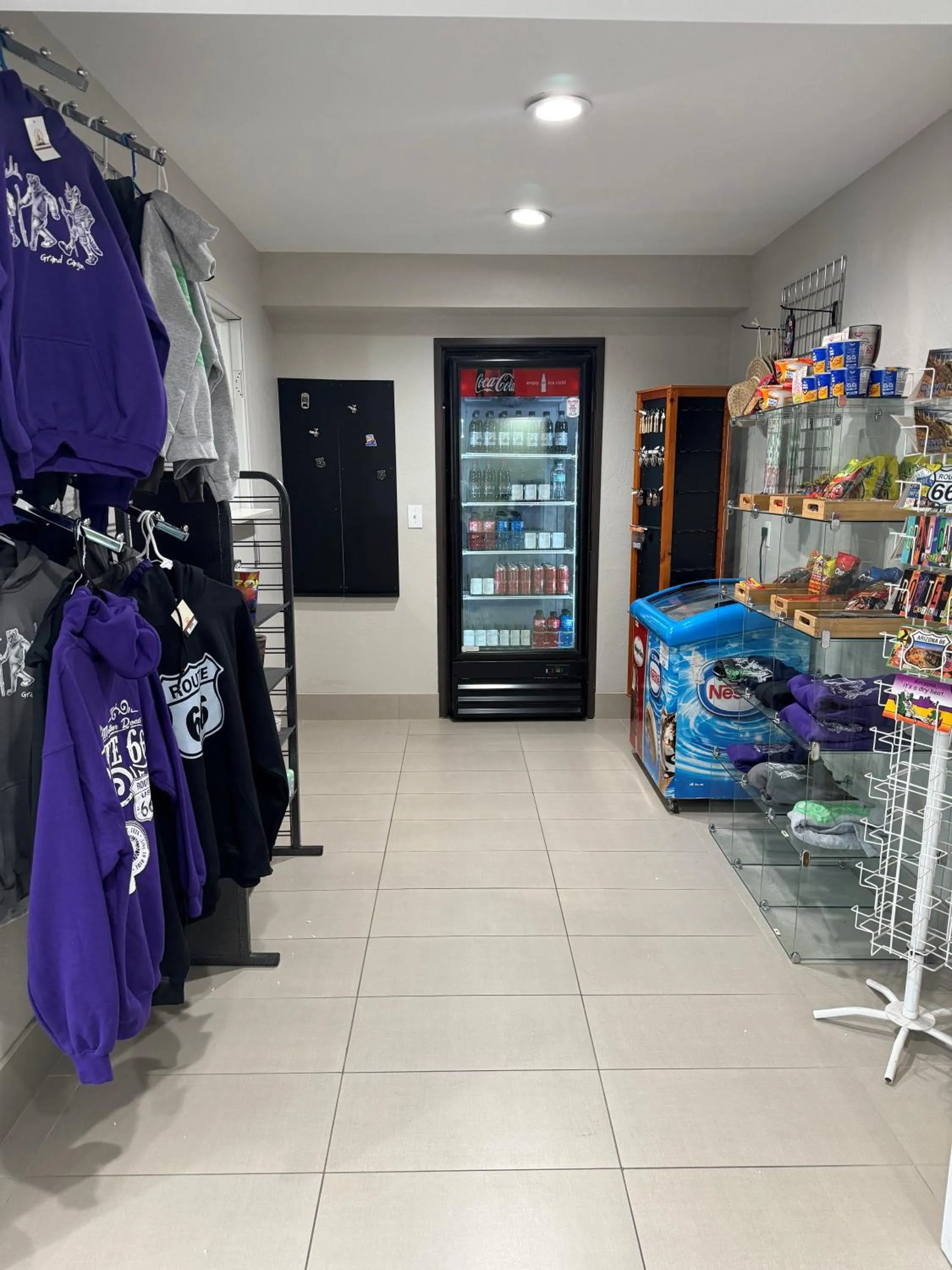 Shopping Area in Days Inn by Wyndham Williams