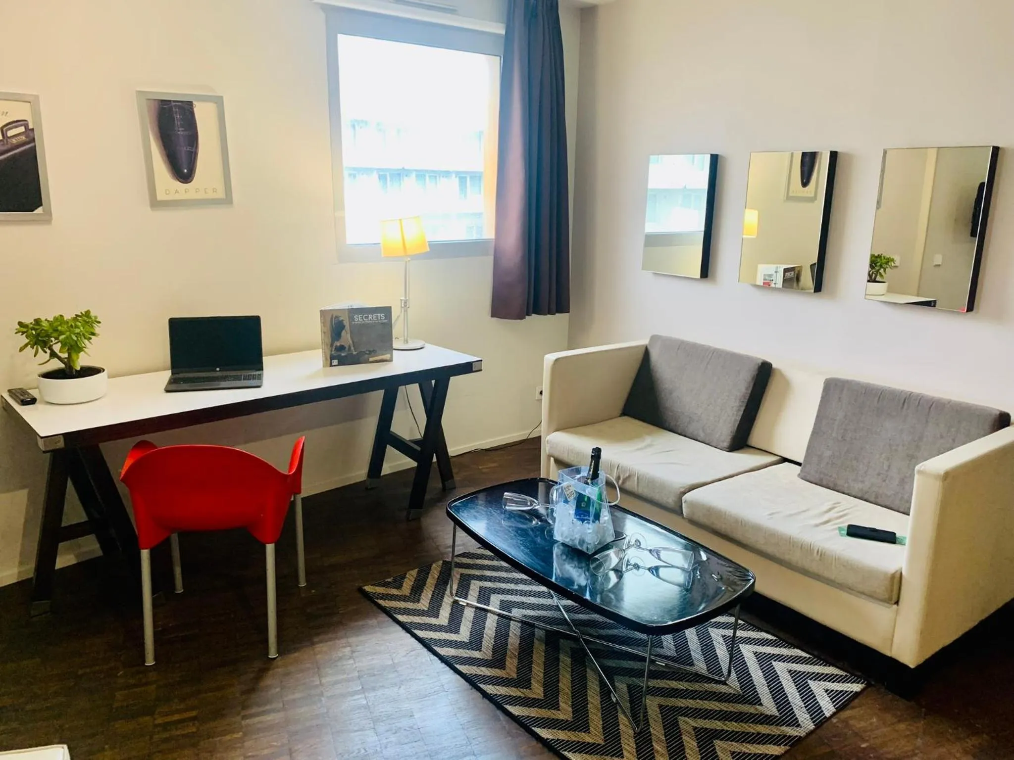 TV and multimedia in Standing Hotel Suites by Actisource