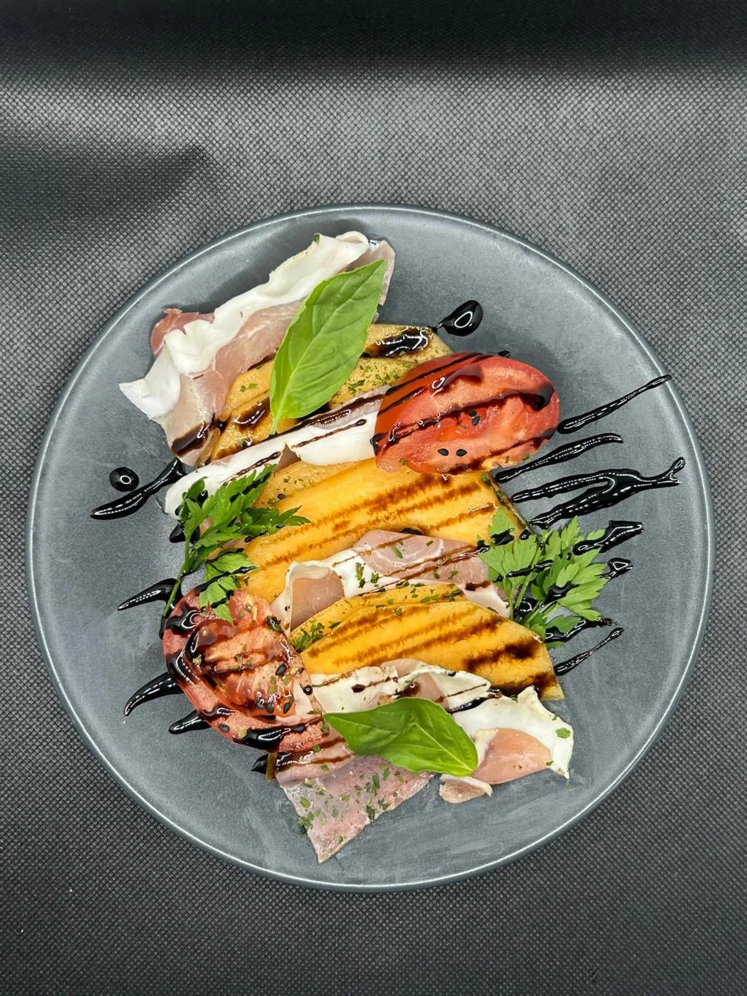 Food in Standing Hotel Suites by Actisource