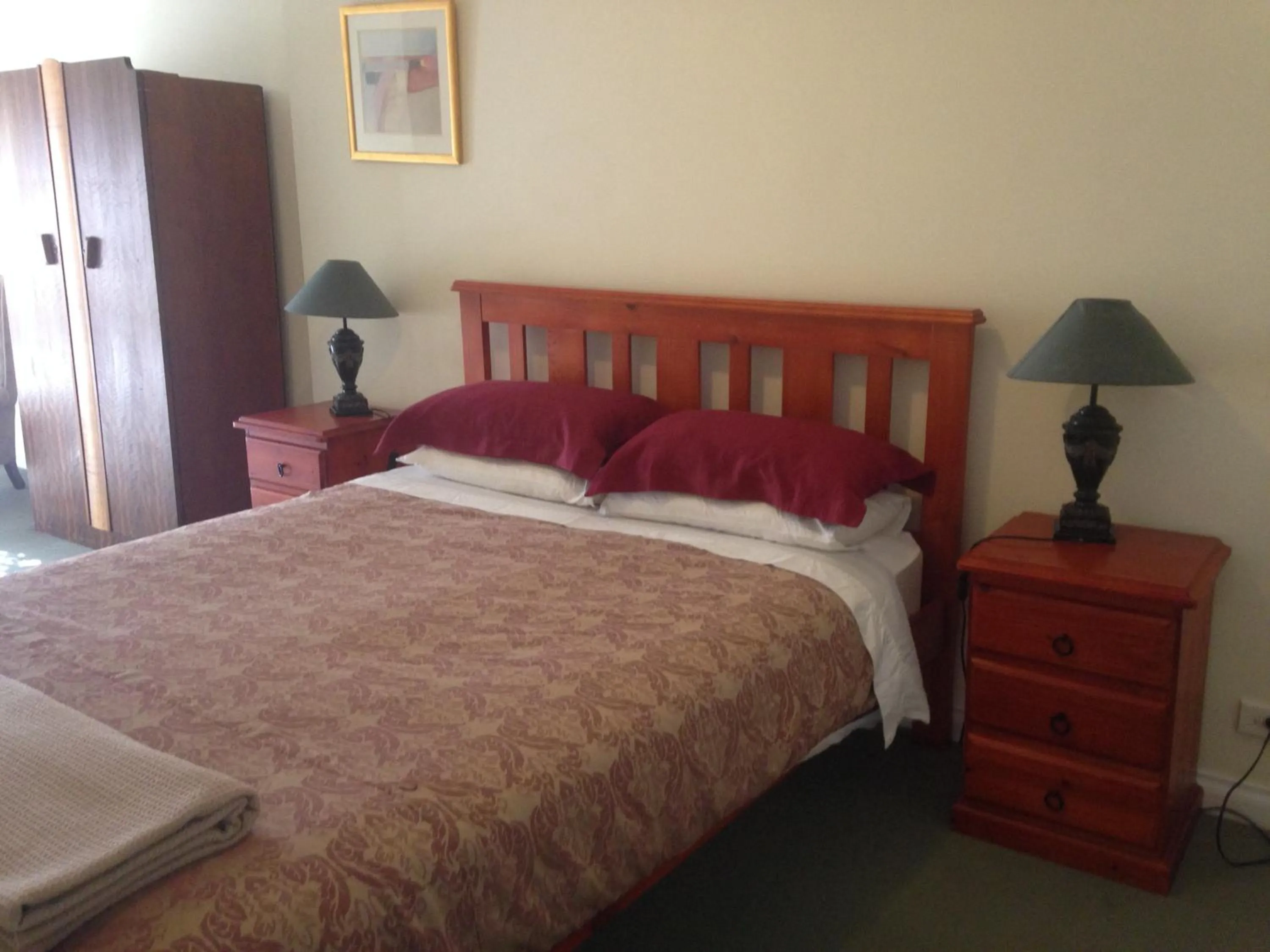 Photo of the whole room in Weelaway On Gregory