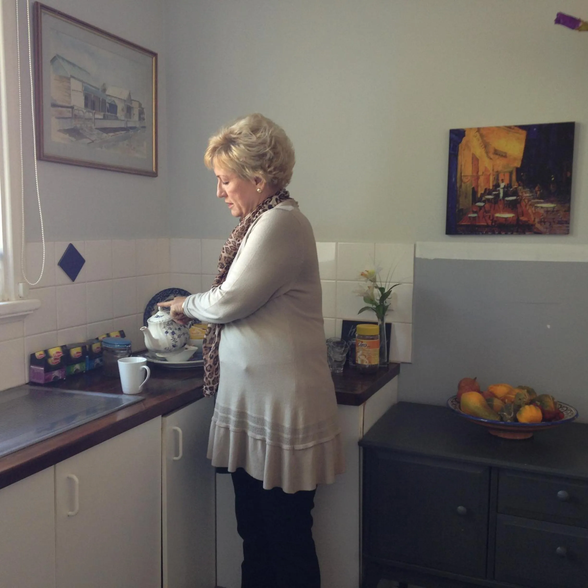 Communal kitchen in Weelaway On Gregory