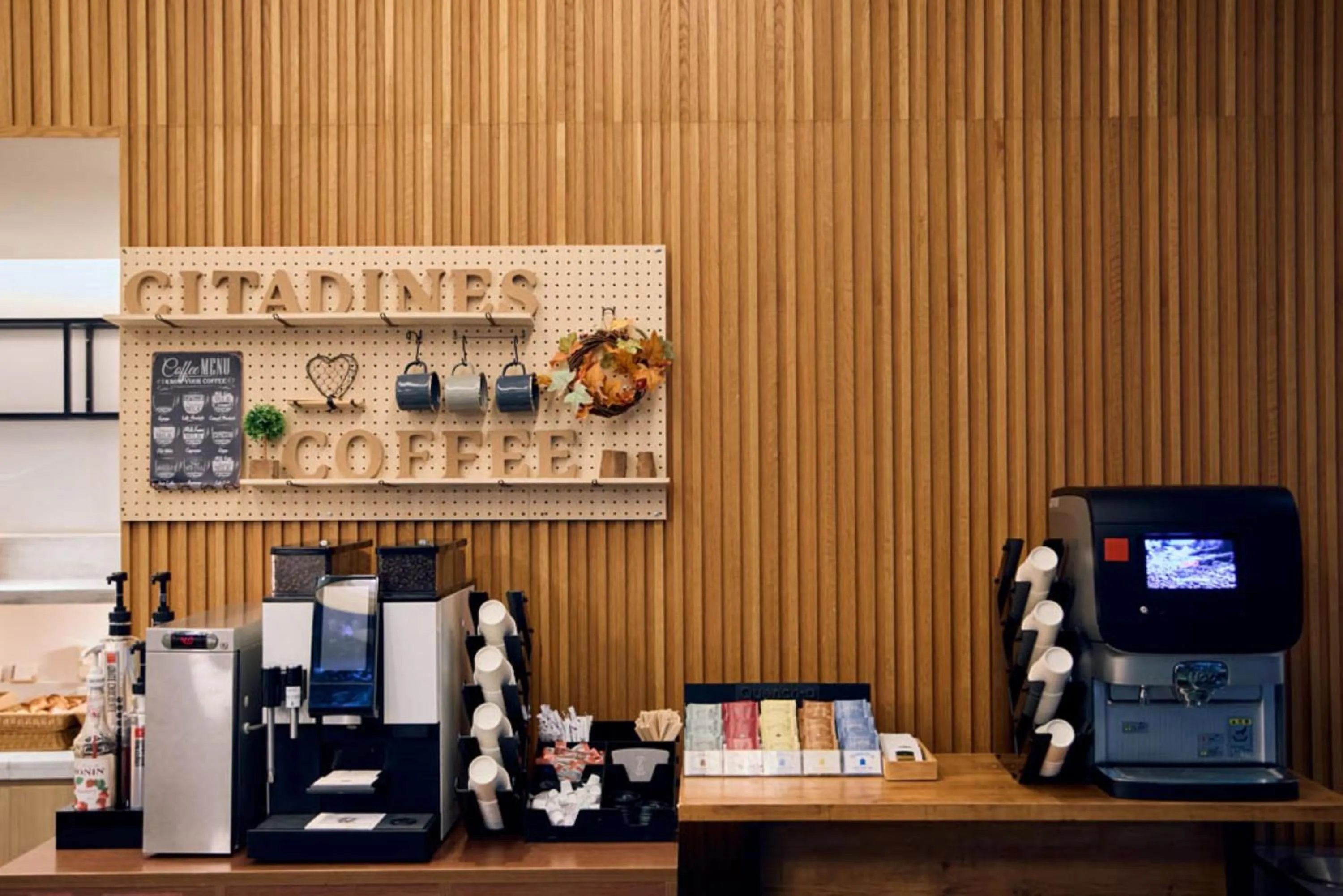 Communal lounge/ TV room in Citadines Shinjuku Tokyo