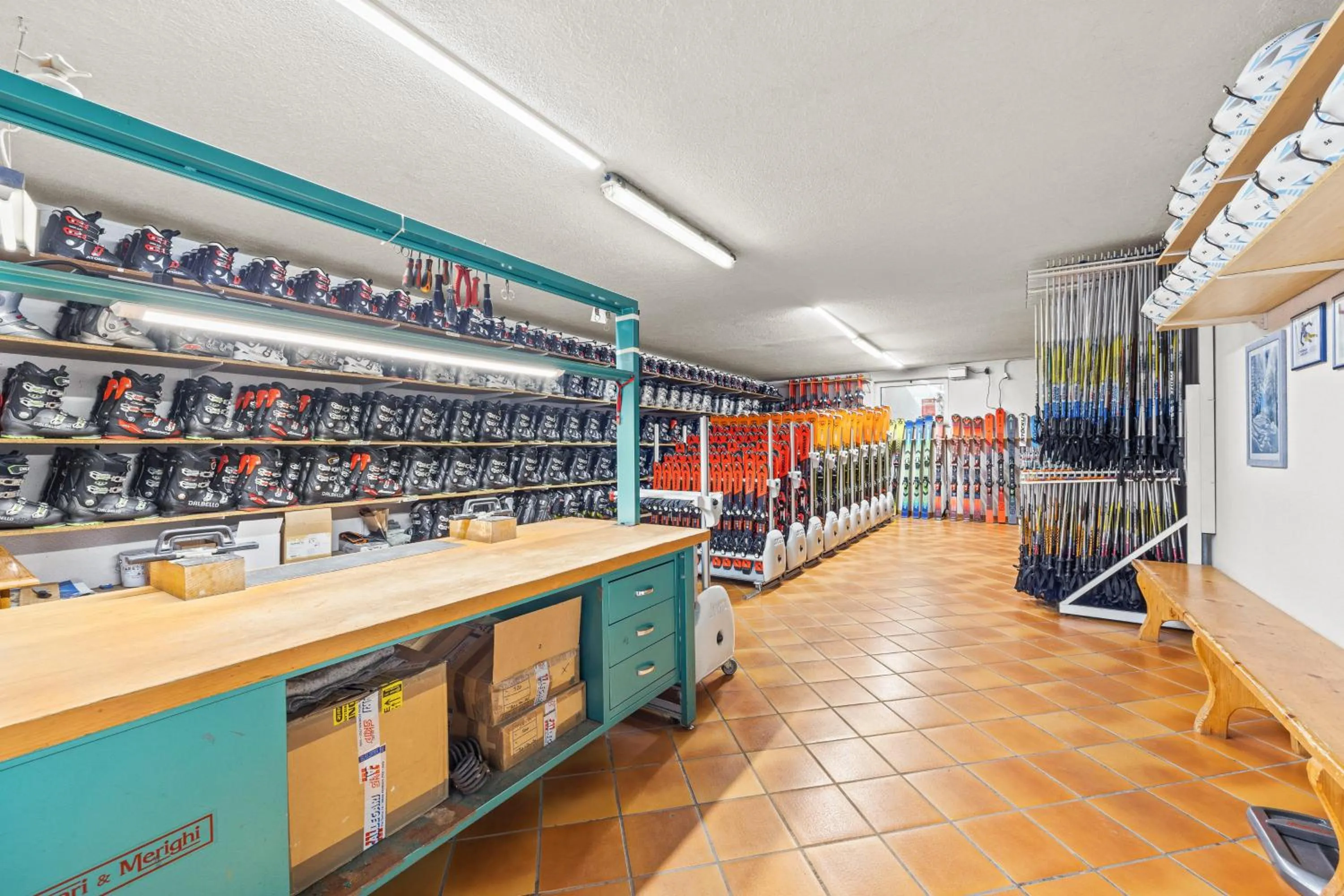 Skiing in Residence Des Alpes