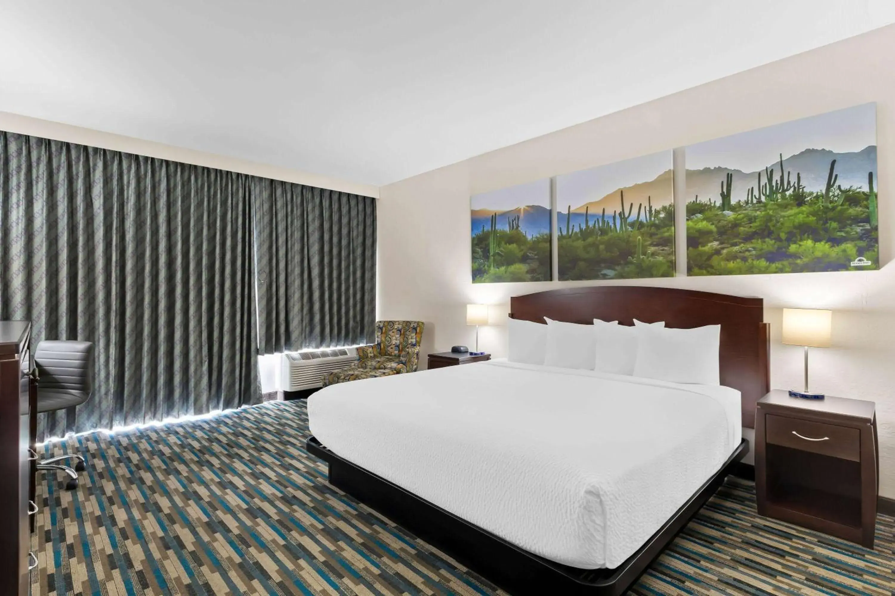 King Room - Disability Access/Non-Smoking (No Pets Allowed) in Days Inn & Suites by Wyndham Mesa Near Phoenix King Room - Disability Access/Non-Smoking (No Pets Allowed) in Days Inn & Suites by Wyndham Mesa Near Phoenix