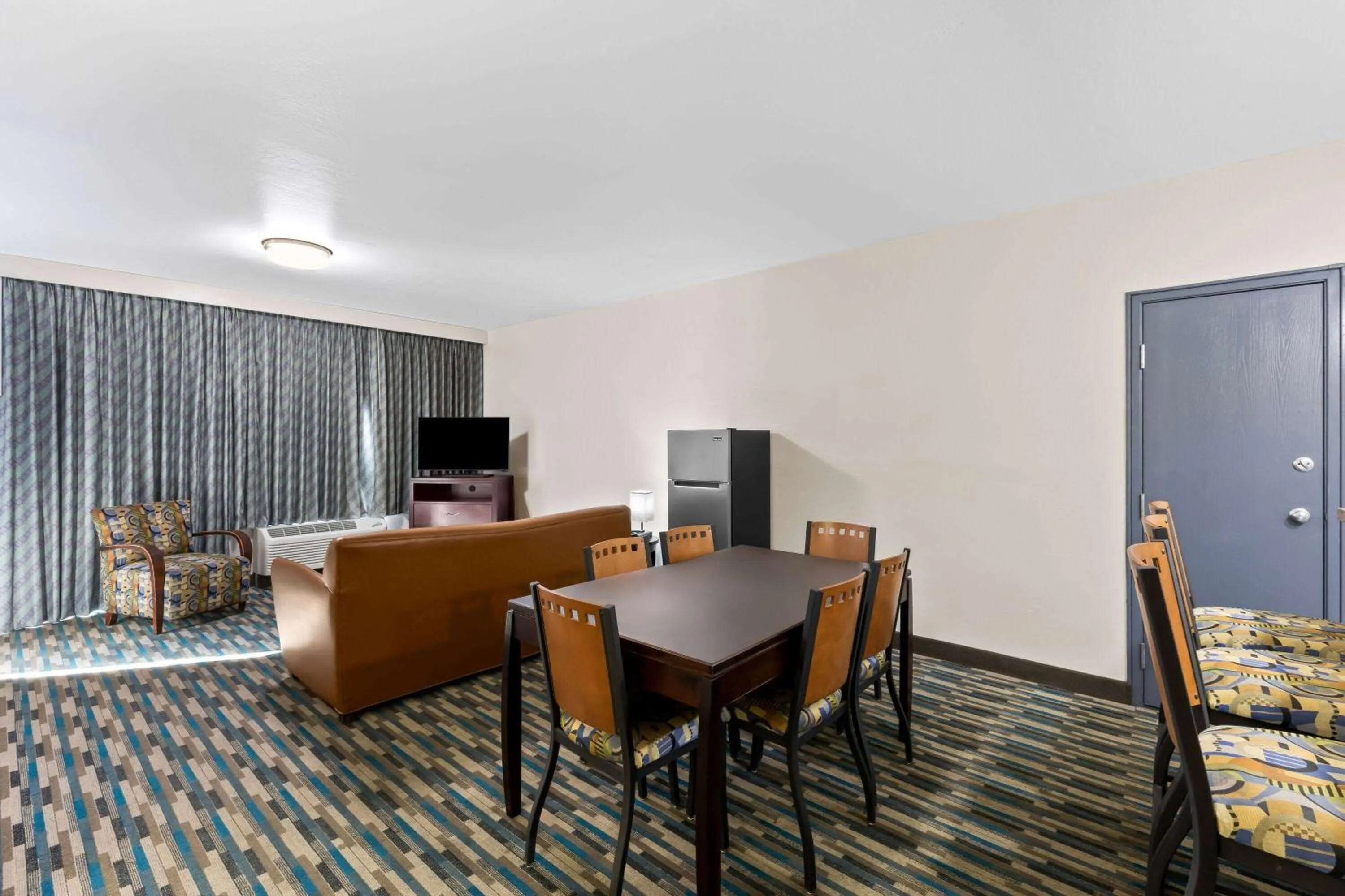 Photo of the whole room in Days Inn & Suites by Wyndham Mesa Near Phoenix