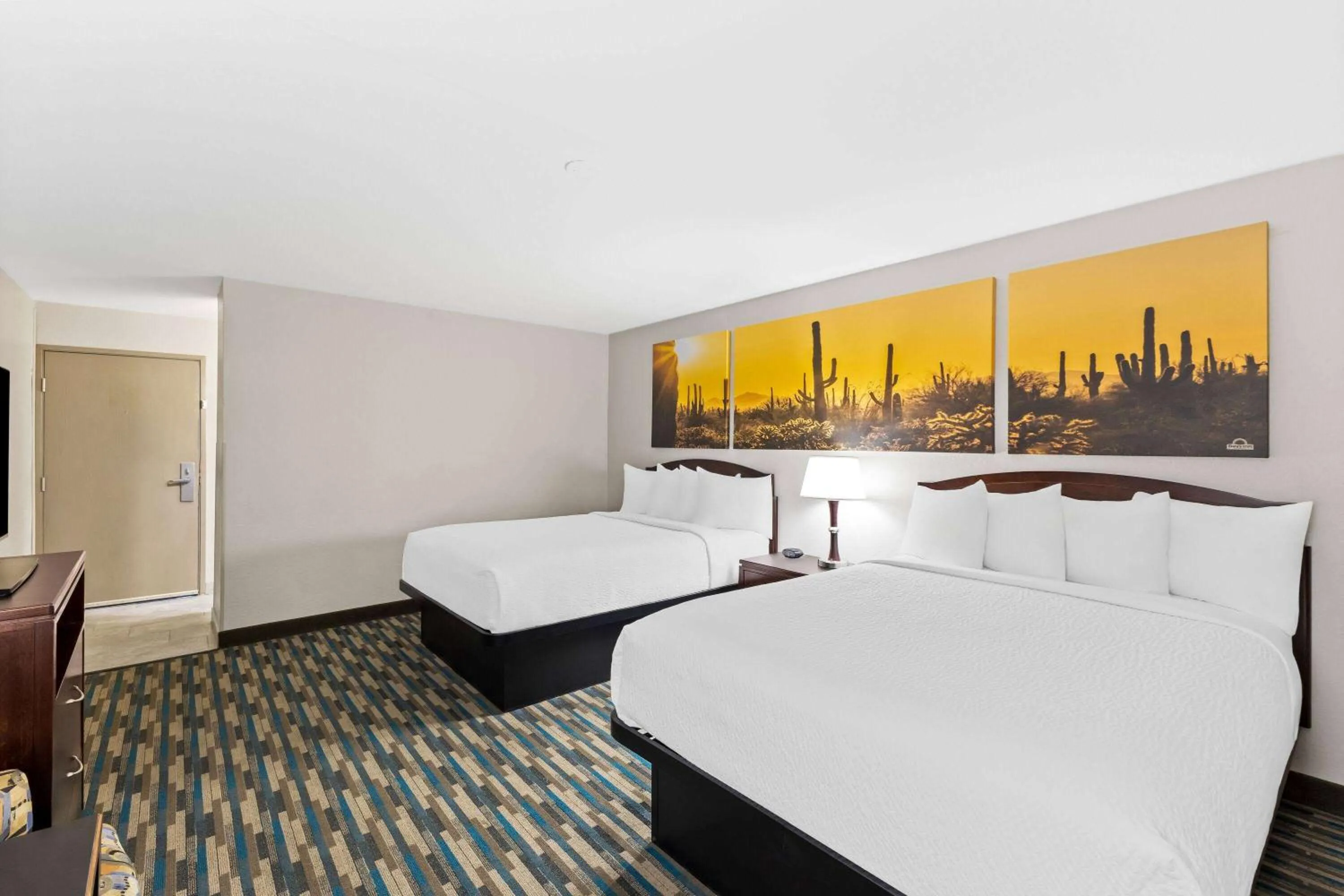 Bed in Days Inn & Suites by Wyndham Mesa Near Phoenix