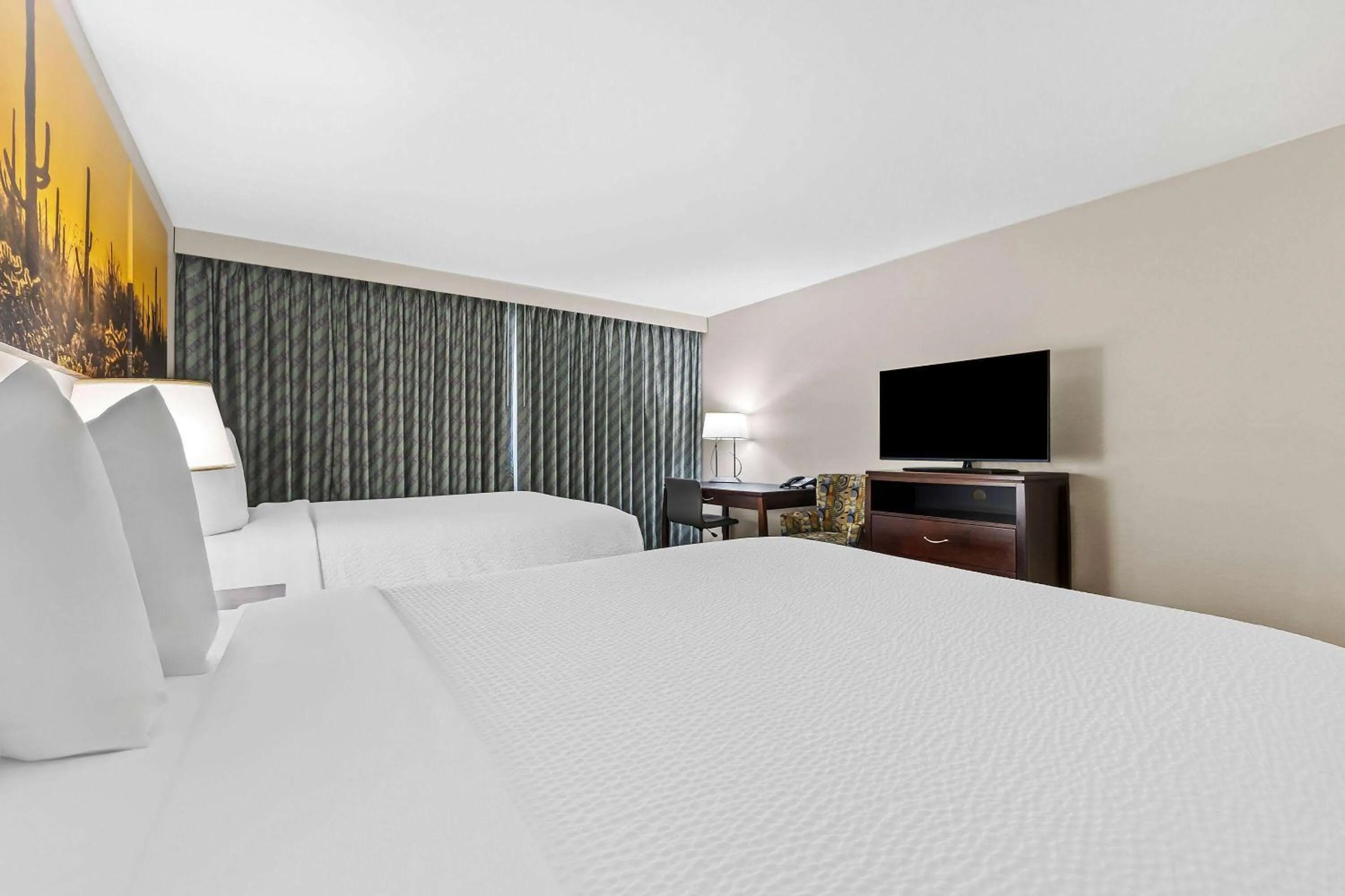 Bed in Days Inn & Suites by Wyndham Mesa Near Phoenix