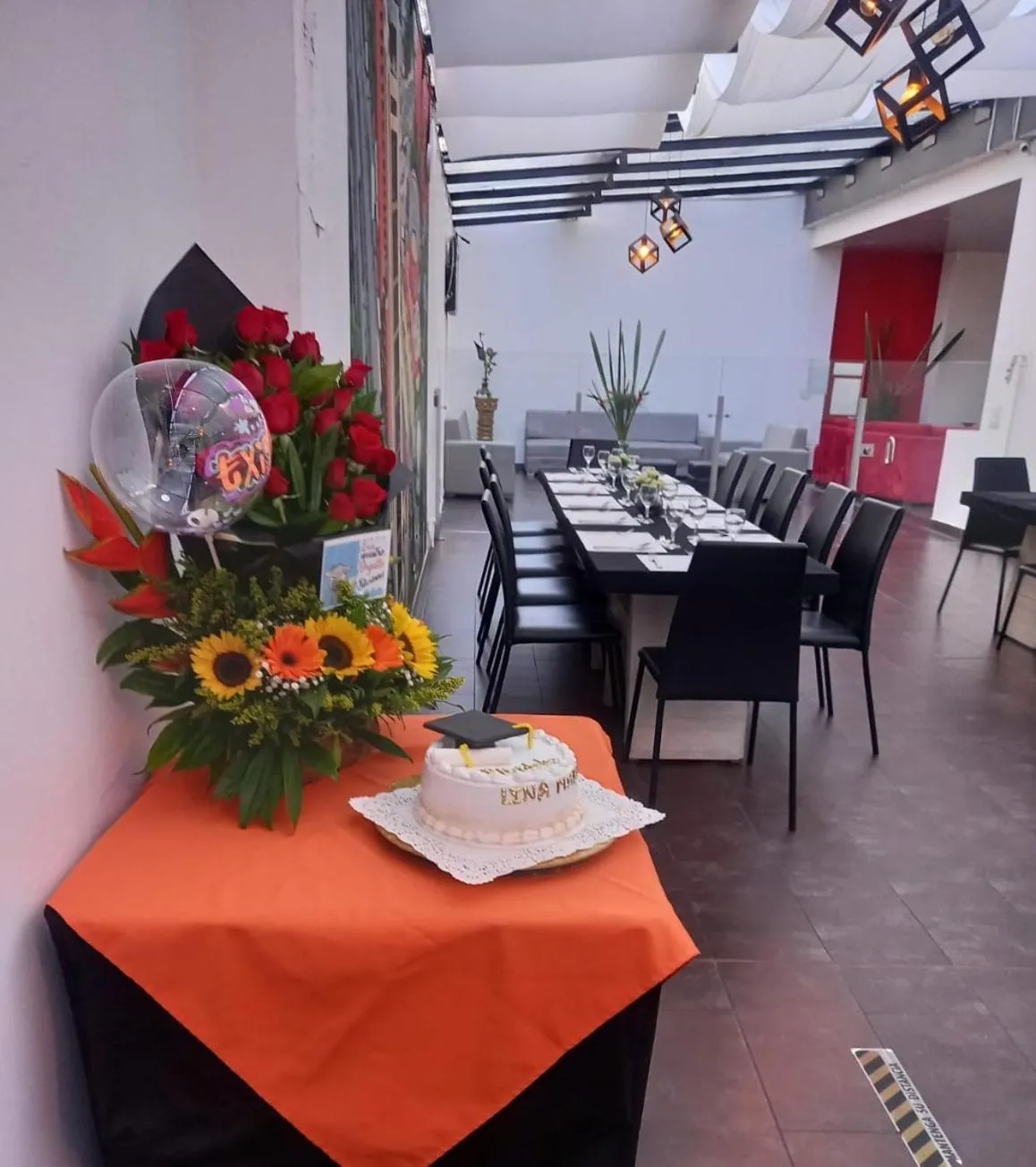 Restaurant/places to eat in Hotel Risot