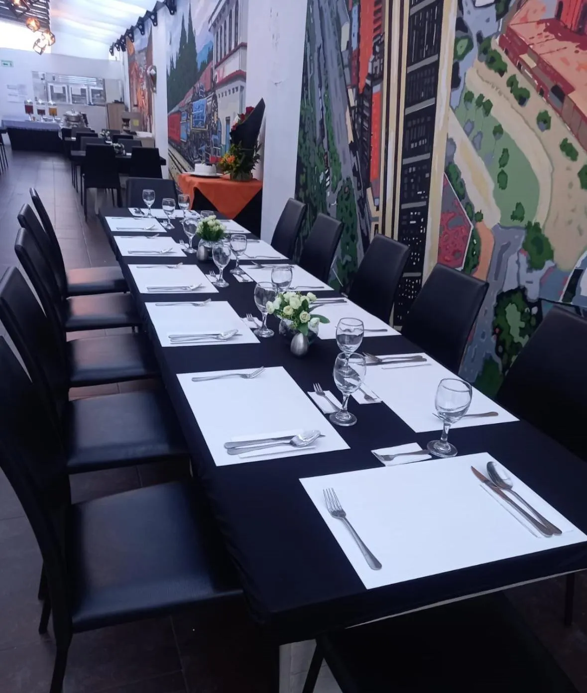 Restaurant/places to eat in Hotel Risot