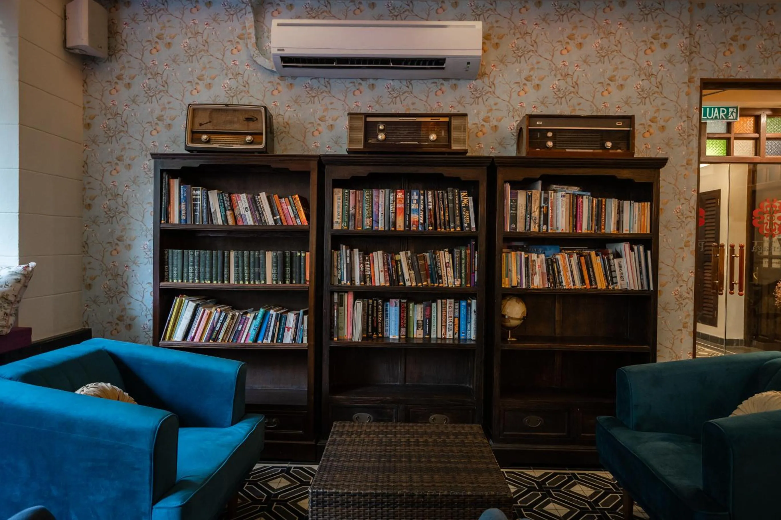 Restaurant/places to eat in Hotel Penaga