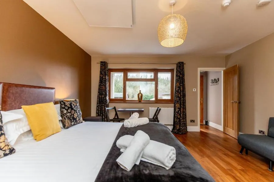 Bedroom, Bed in The Gower Hotel