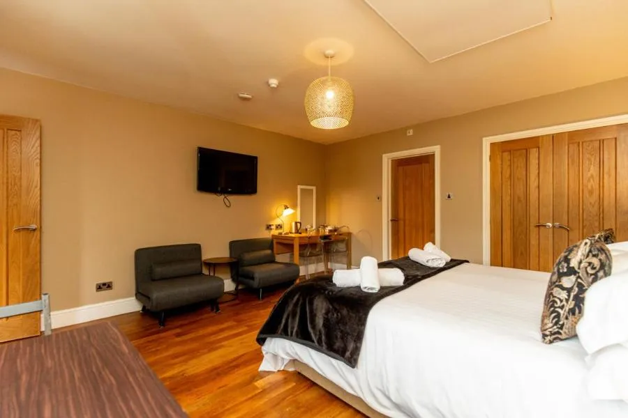 Bedroom, Bed in The Gower Hotel