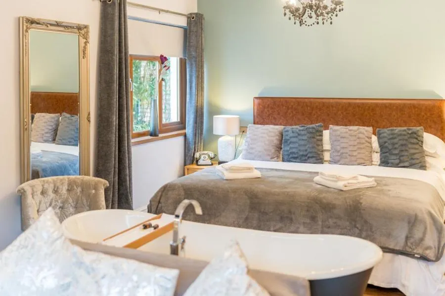 Bed in The Gower Hotel