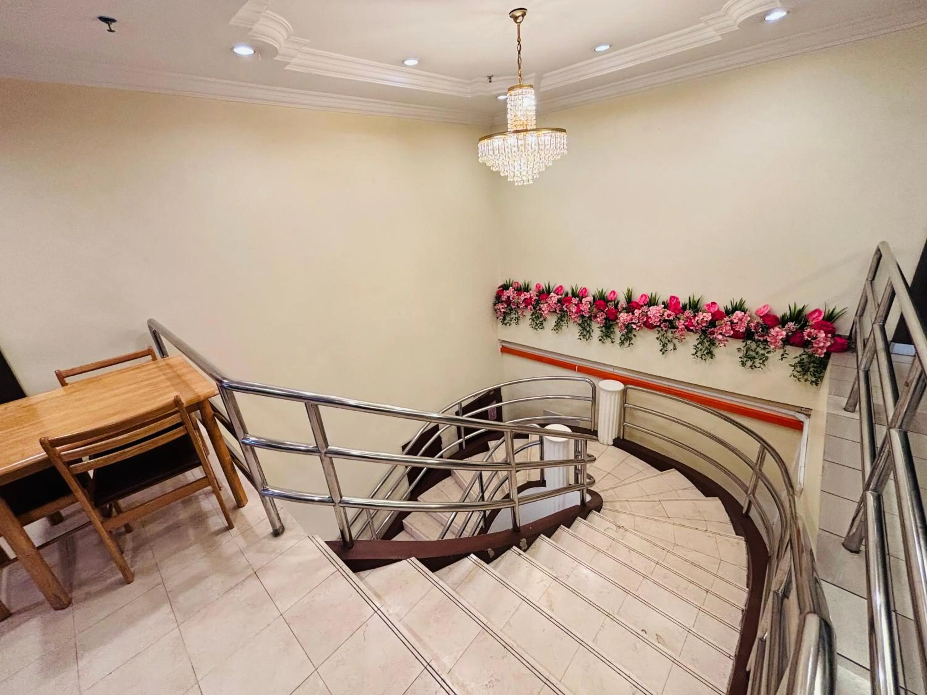 Restaurant/places to eat in Hotel Yt Midtown Kuala Terengganu