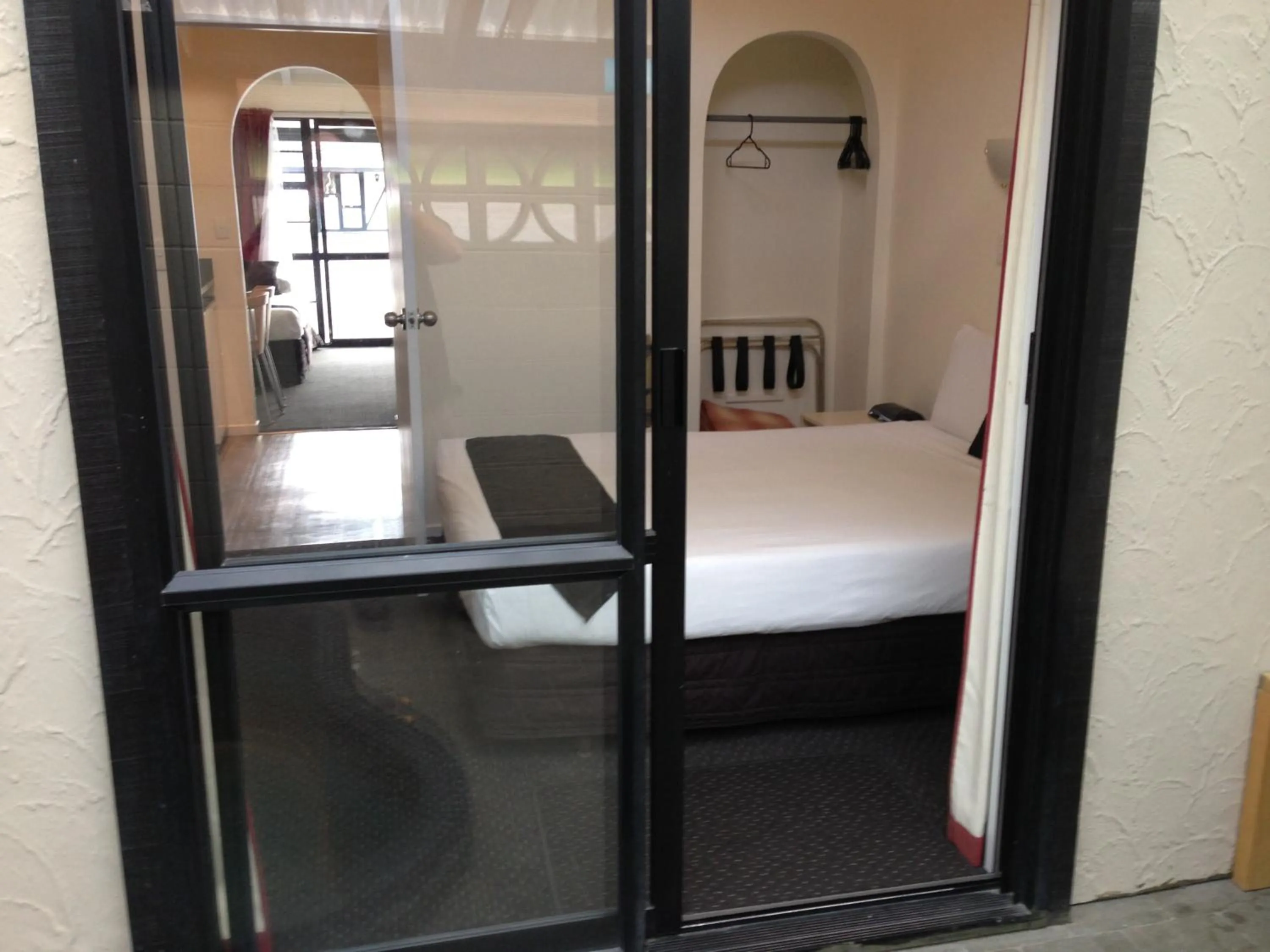 Bedroom, Bed in Chelmswood Motel Taupo