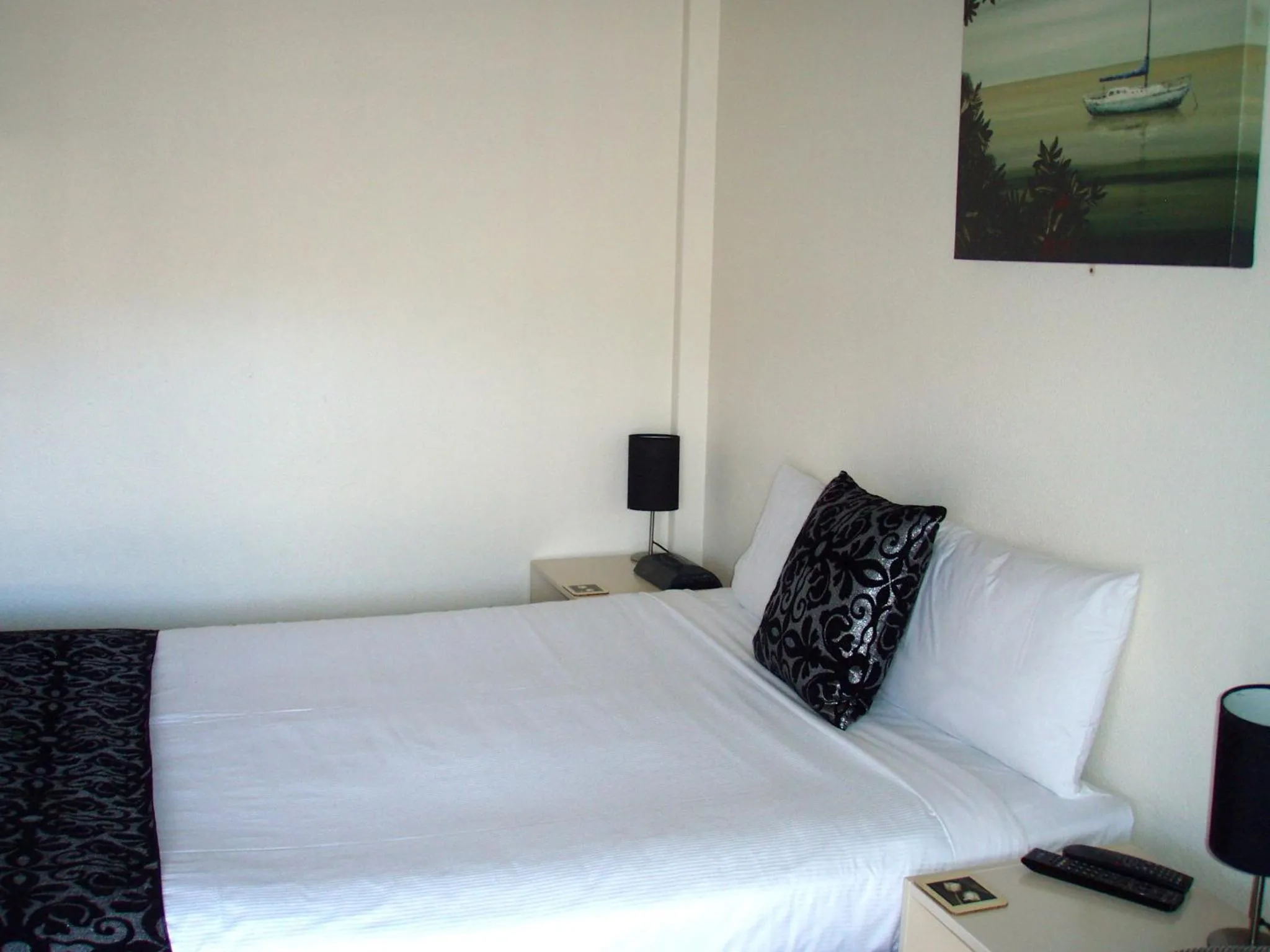 Bed in Chelmswood Motel Taupo