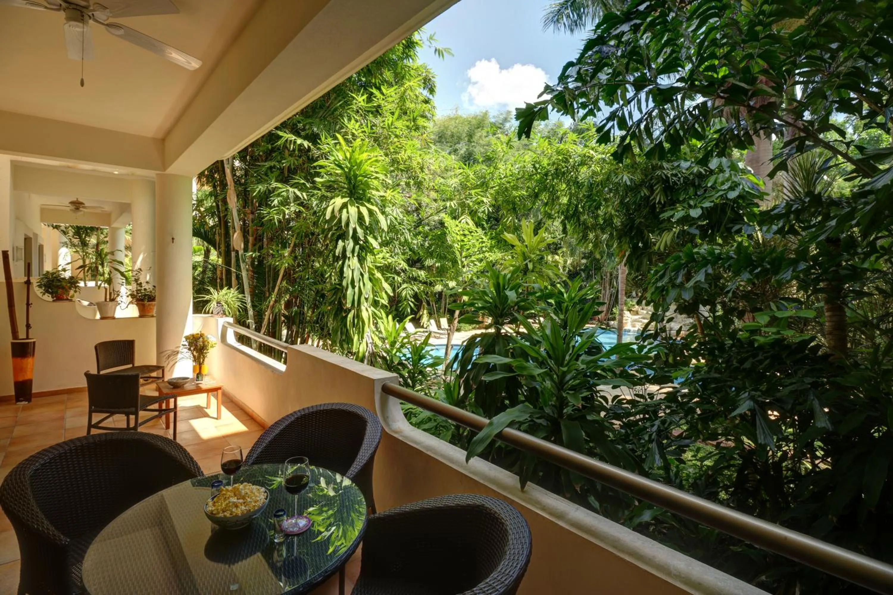 Spring in Riviera Maya Suites