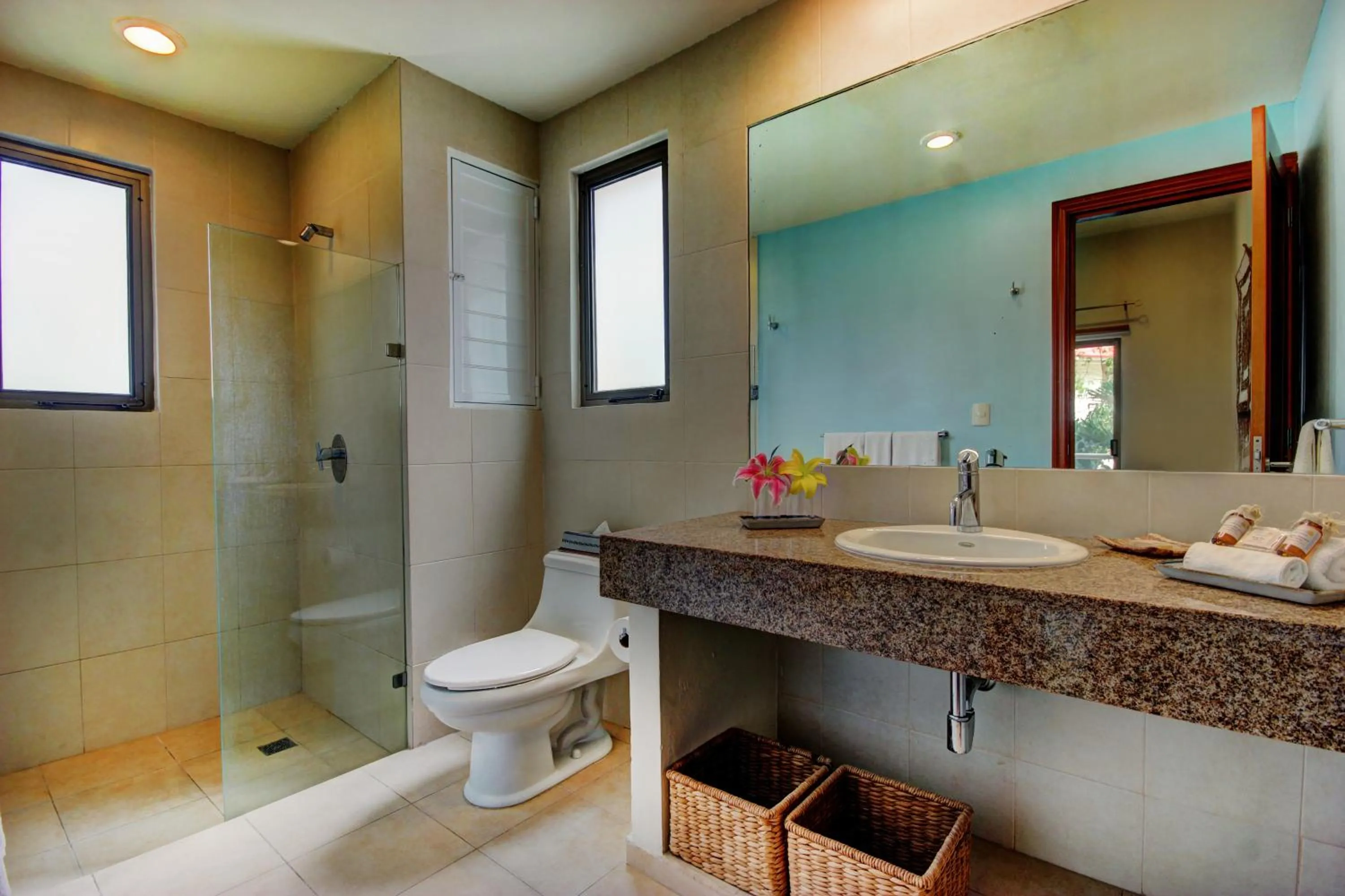 Shower in Riviera Maya Suites