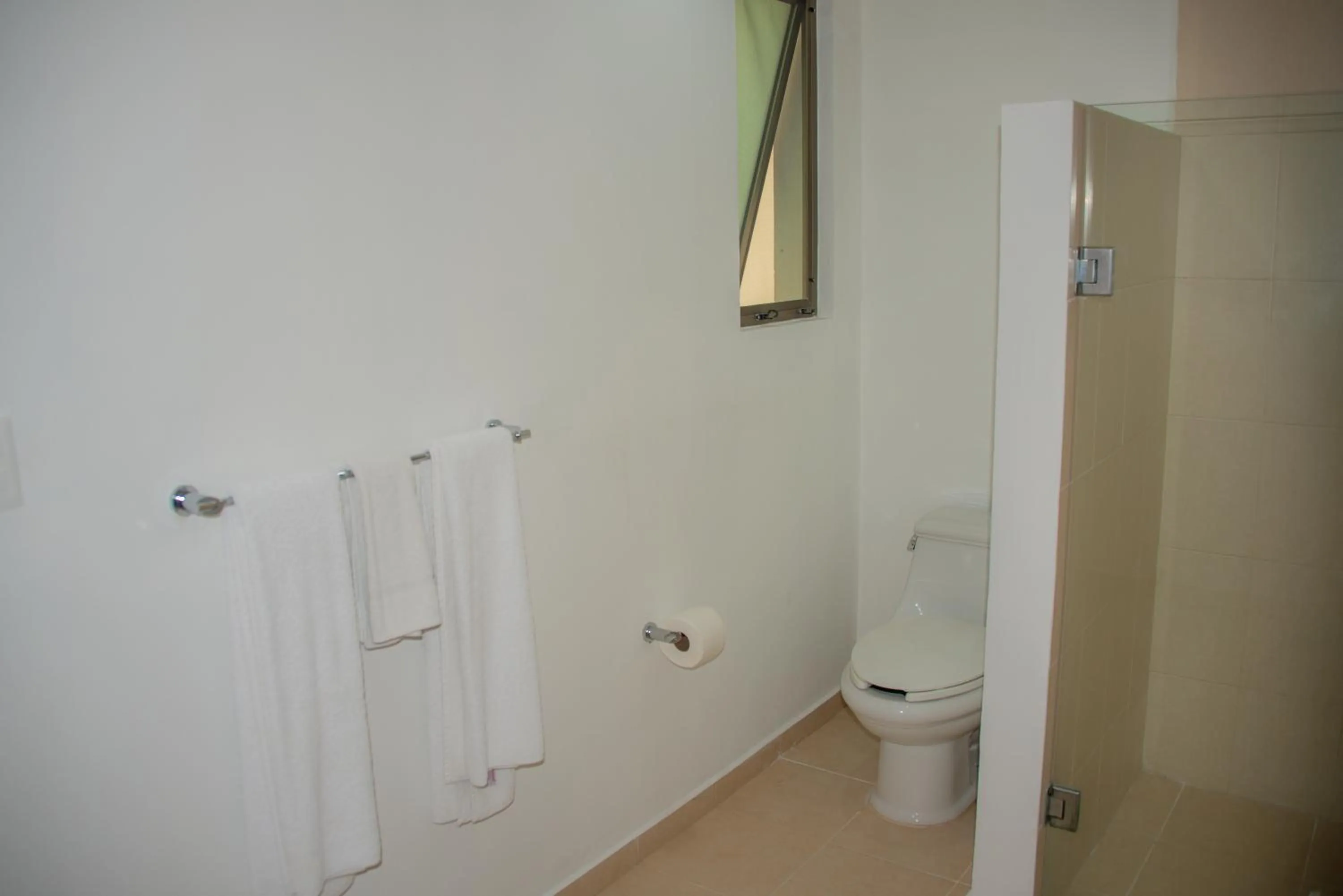 Shower in Riviera Maya Suites