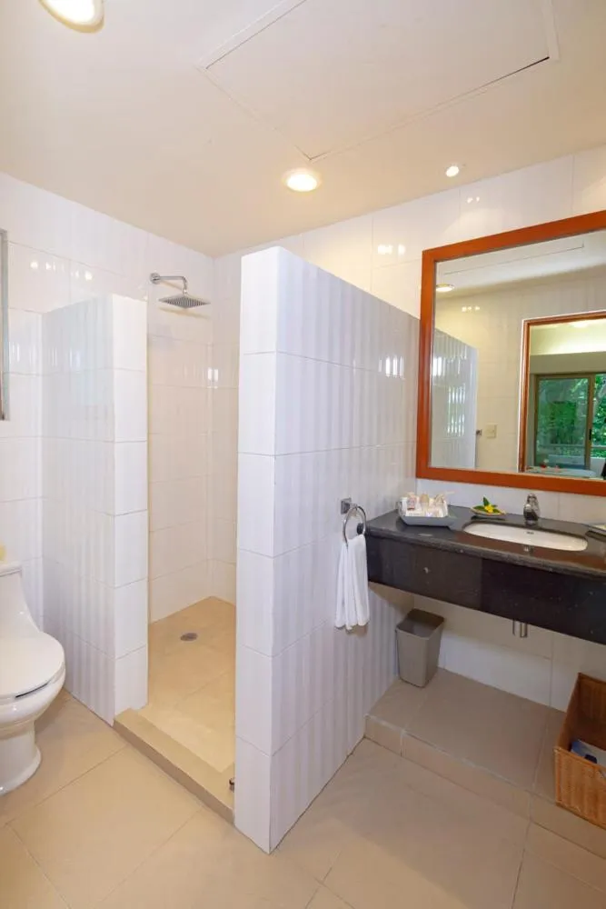 Bathroom in Riviera Maya Suites