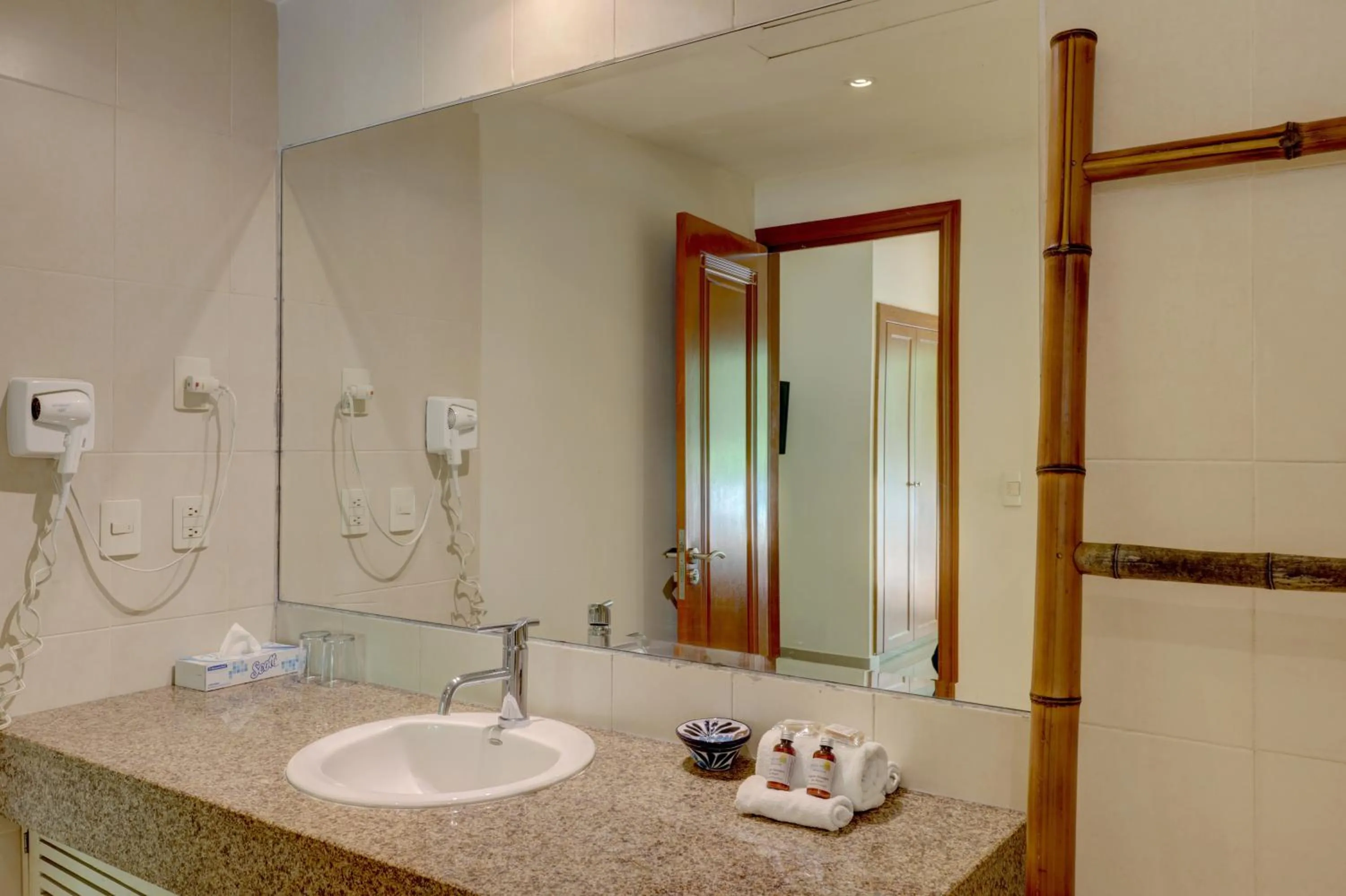Shower in Riviera Maya Suites