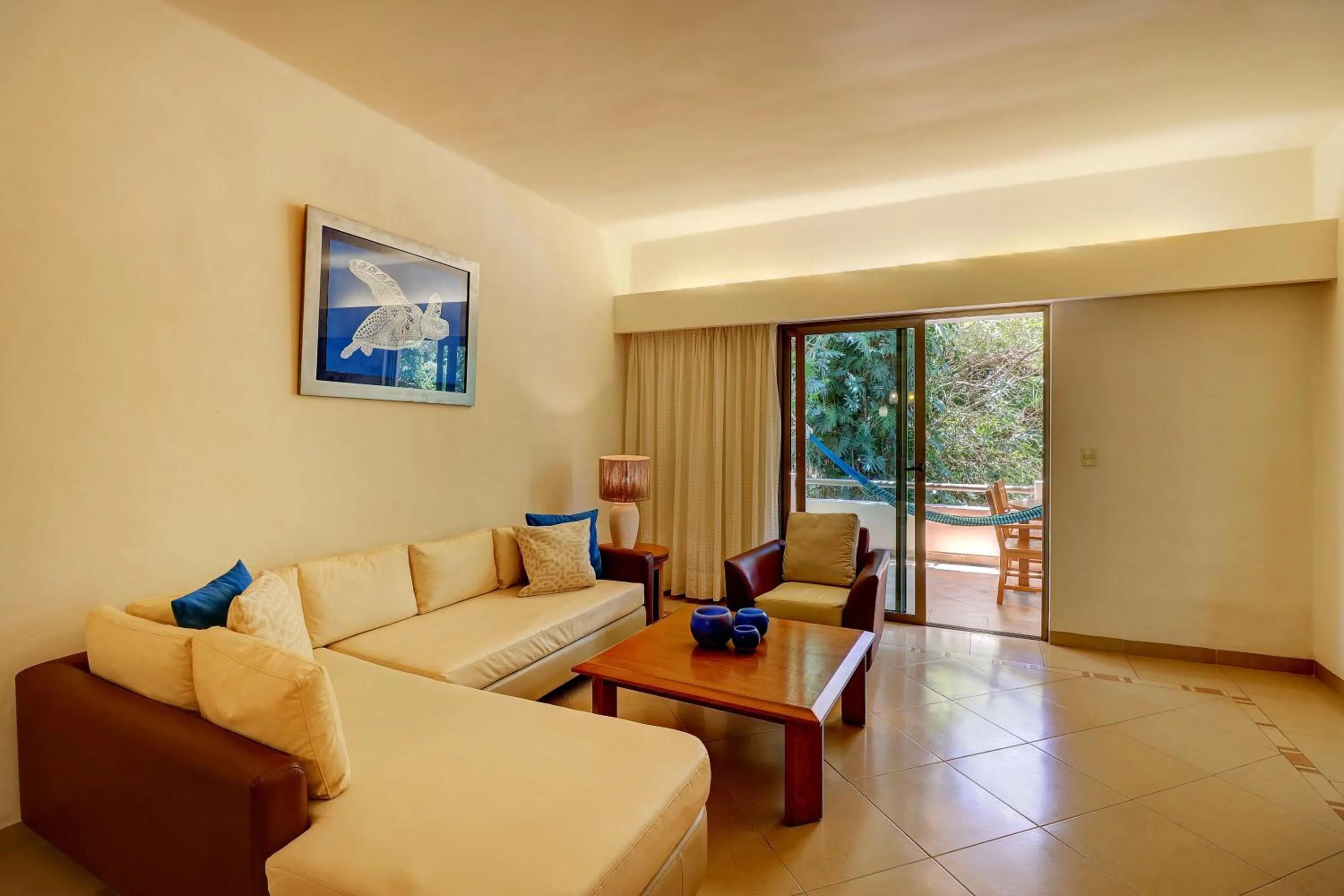 TV and multimedia in Riviera Maya Suites