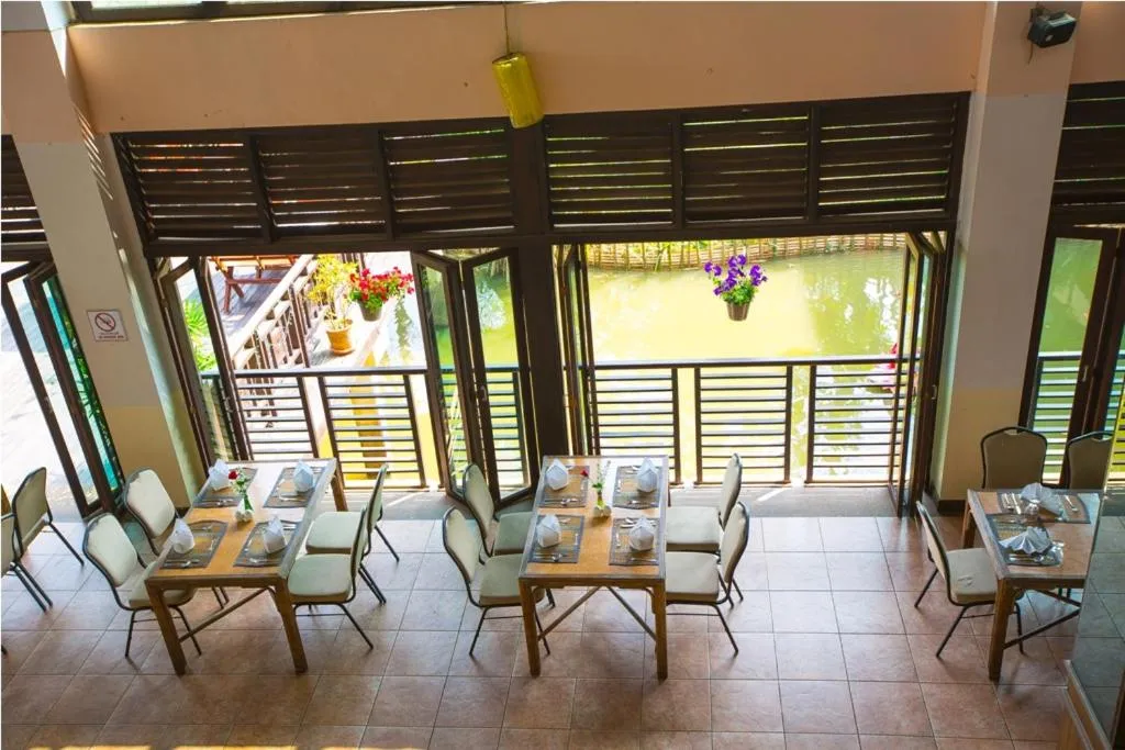 Food and drinks in Golden Pine Resort and Spa