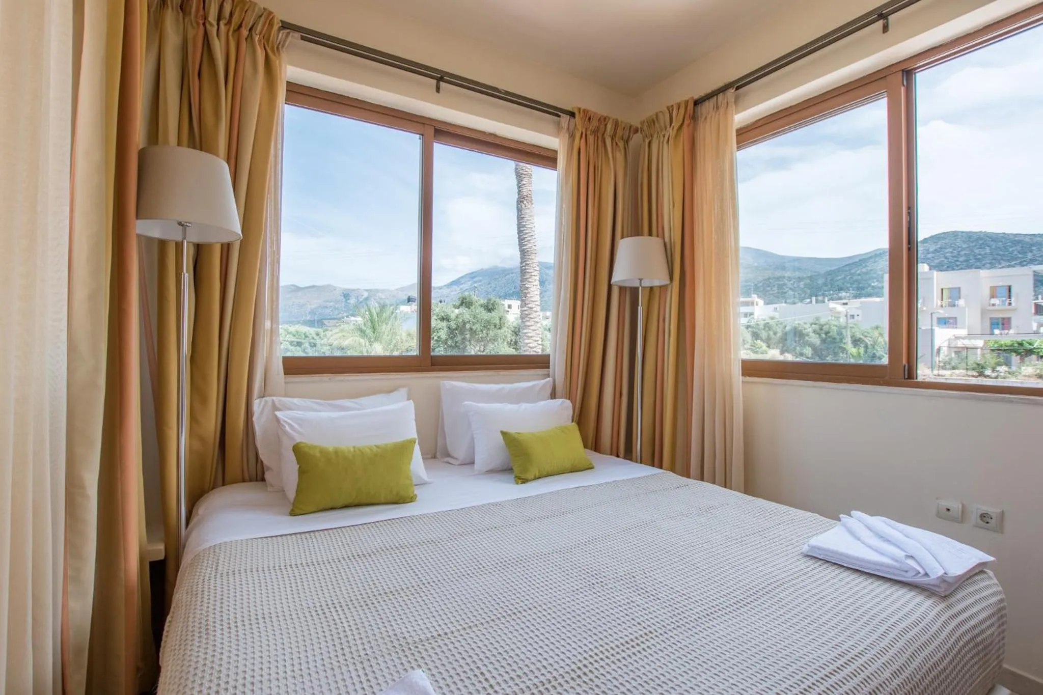 Bed in Danelis Studios & Apartments