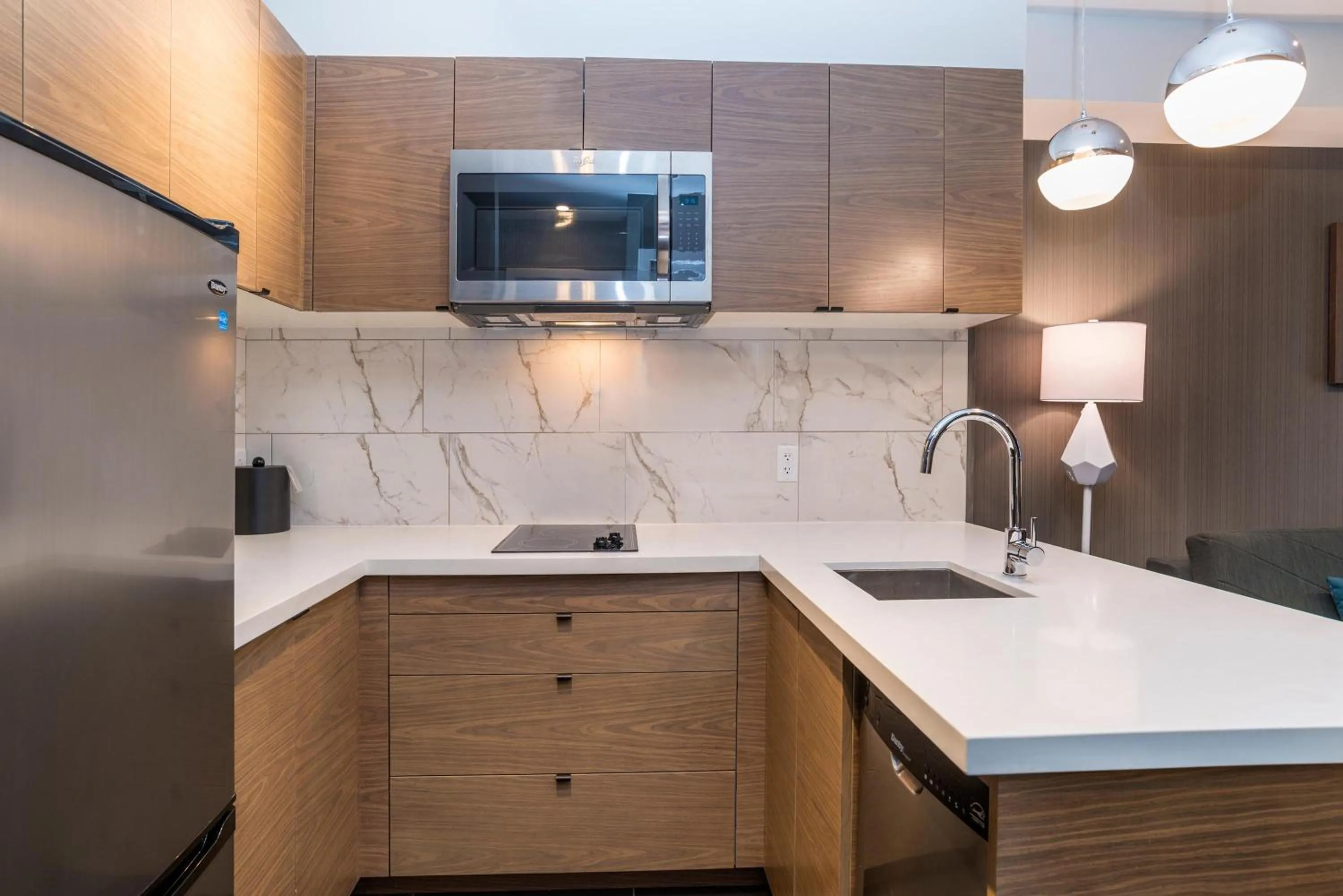 Photo of the whole room in Sandman Signature Calgary Airport Hotel