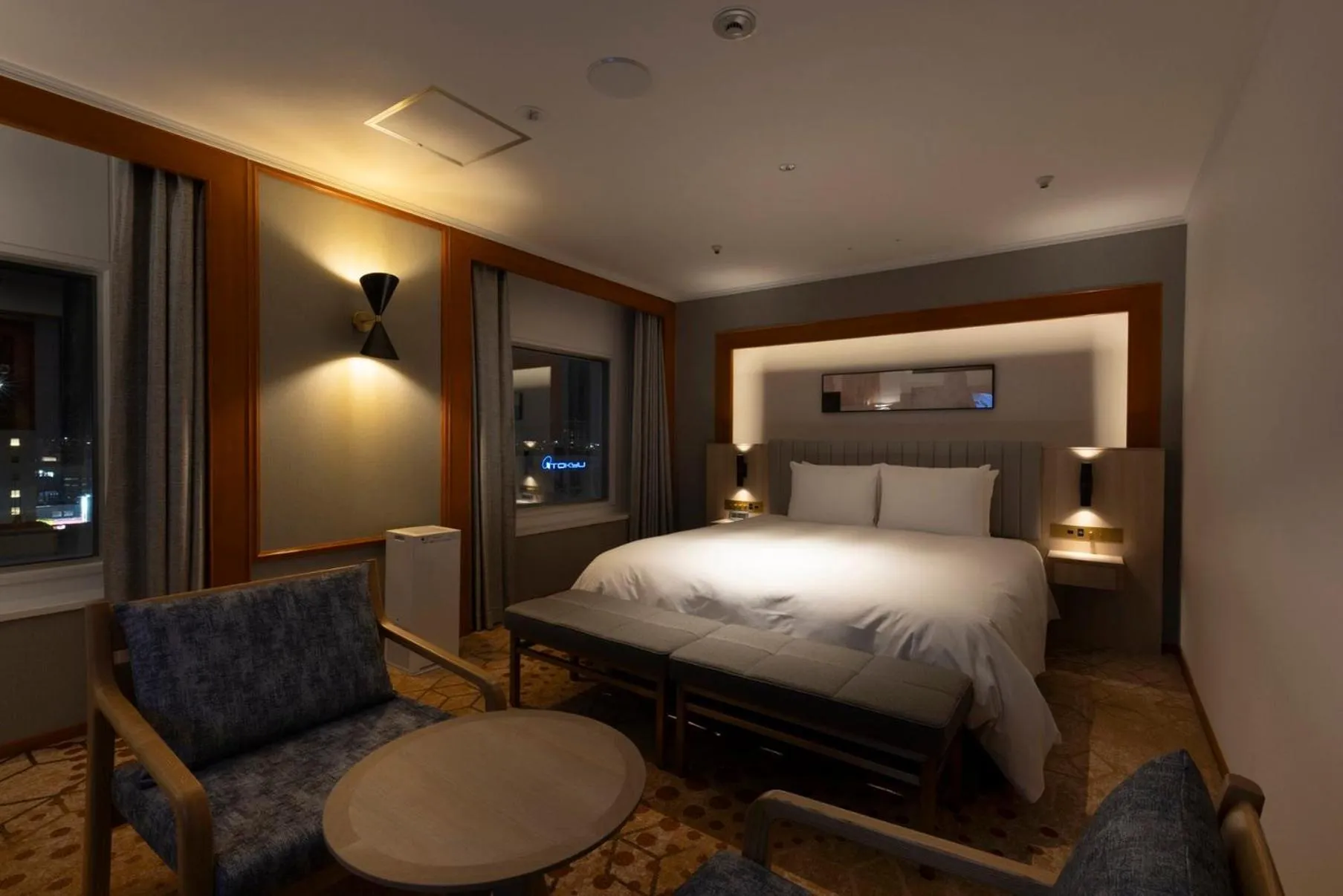 Photo of the whole room, Bed in ANA Crowne Plaza Sapporo by IHG