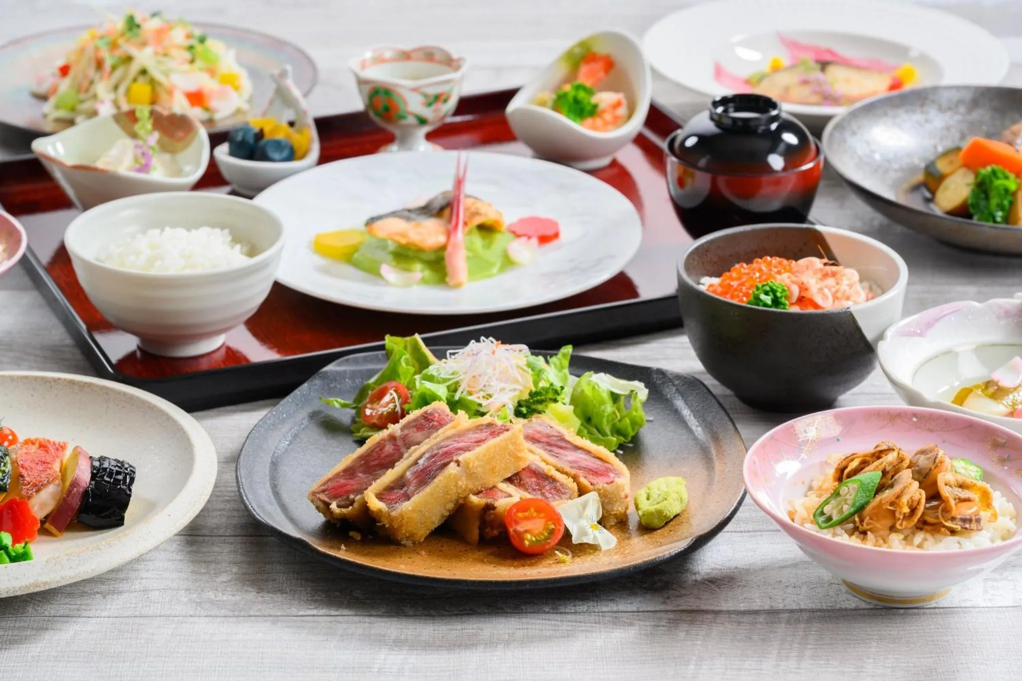 Restaurant/places to eat in ANA Crowne Plaza Sapporo by IHG