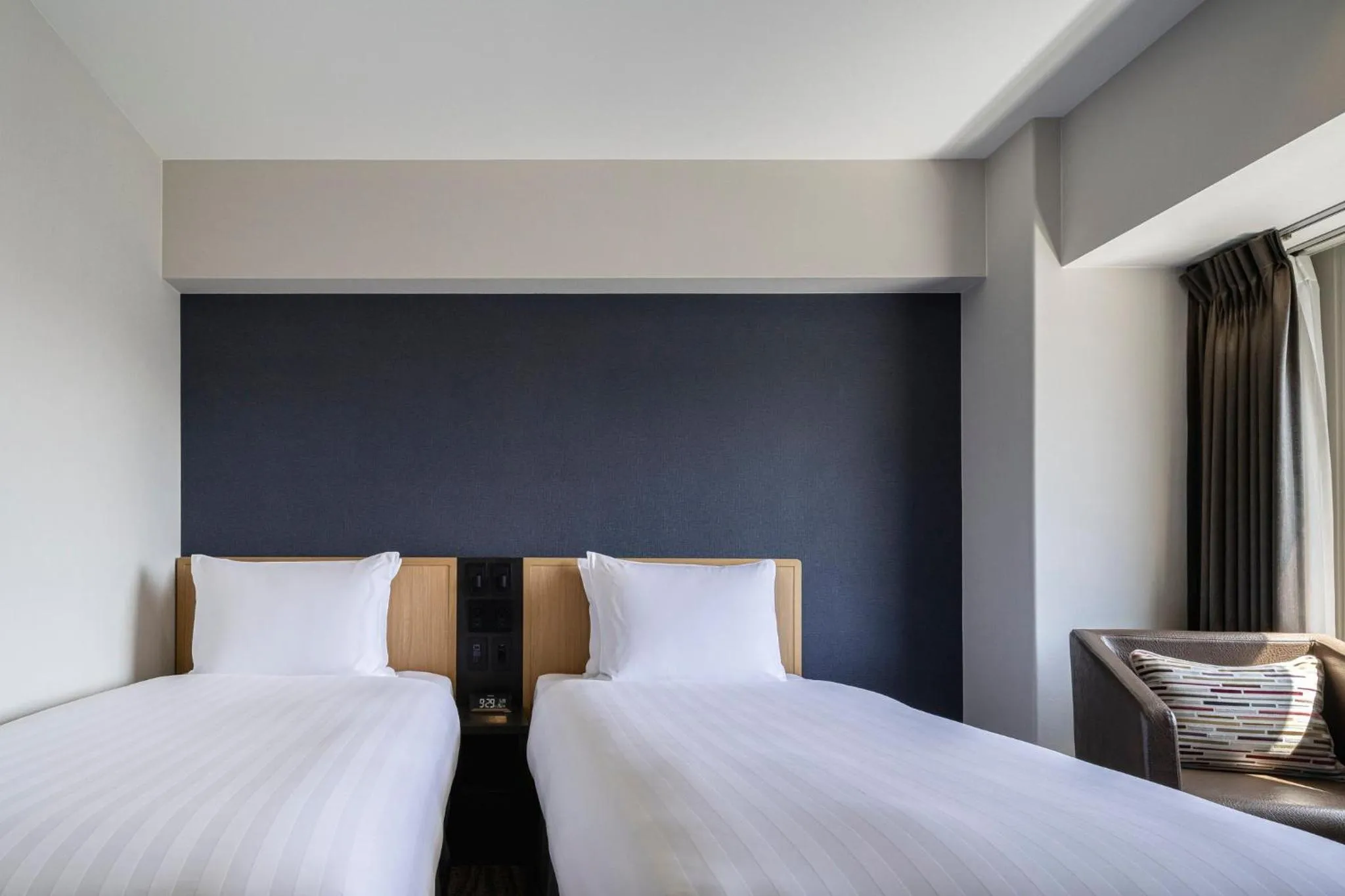 Photo of the whole room, Bed in ANA Crowne Plaza Sapporo by IHG