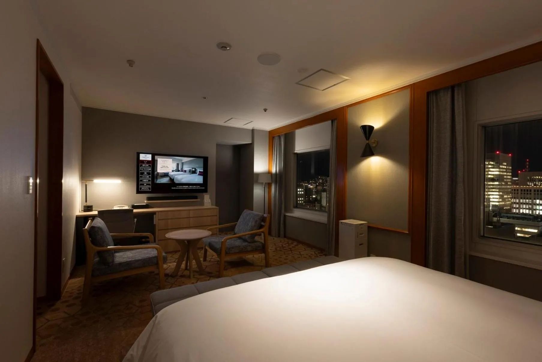 Photo of the whole room, Bed in ANA Crowne Plaza Sapporo by IHG
